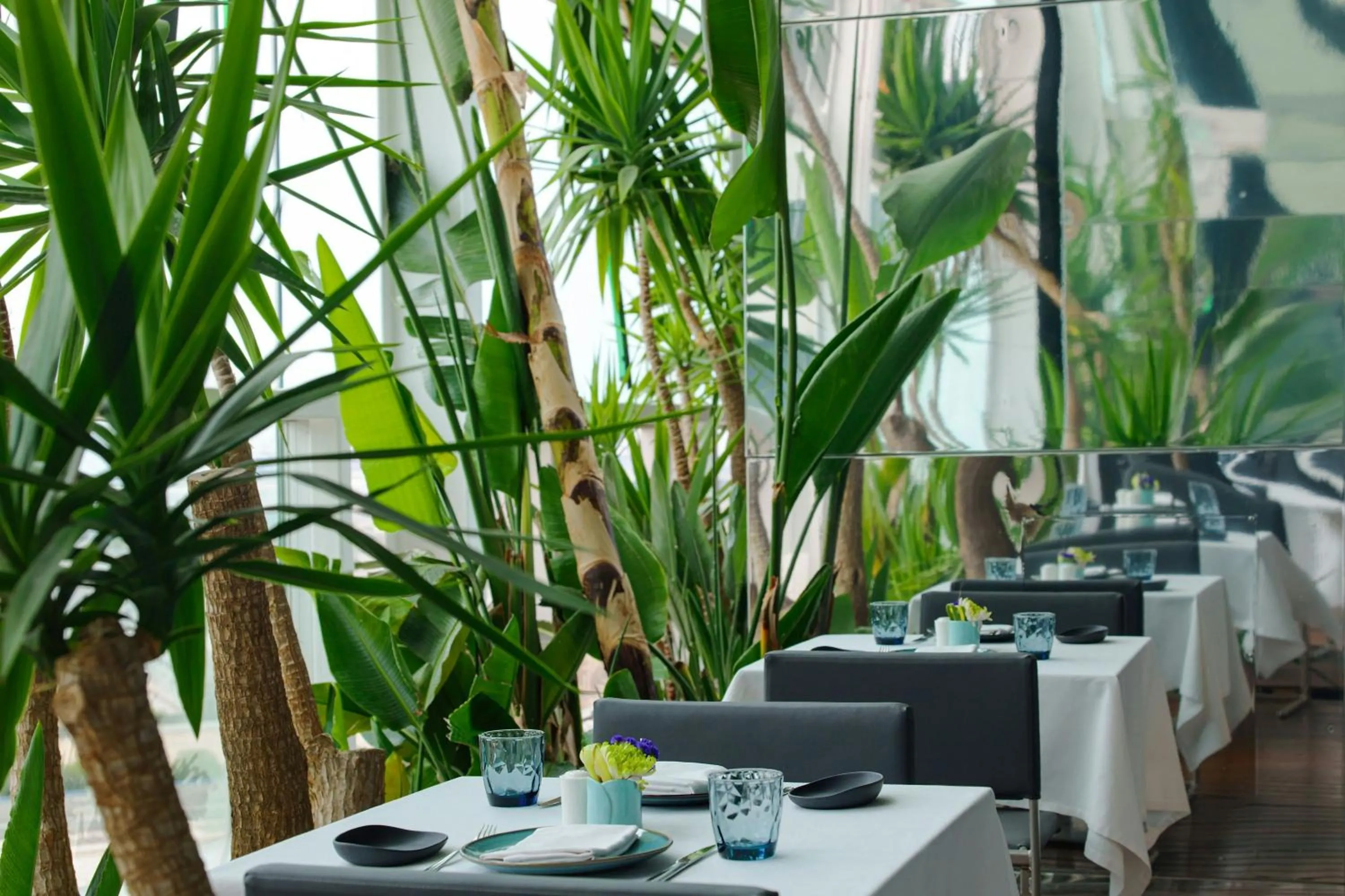 Restaurant/places to eat in Renaissance Barcelona Fira Hotel