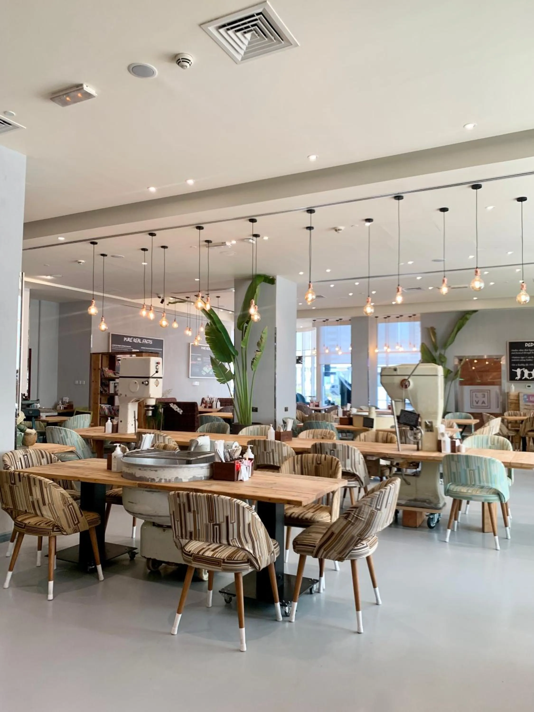 Restaurant/places to eat in Leva Hotel and Suites, Opposite Downtown