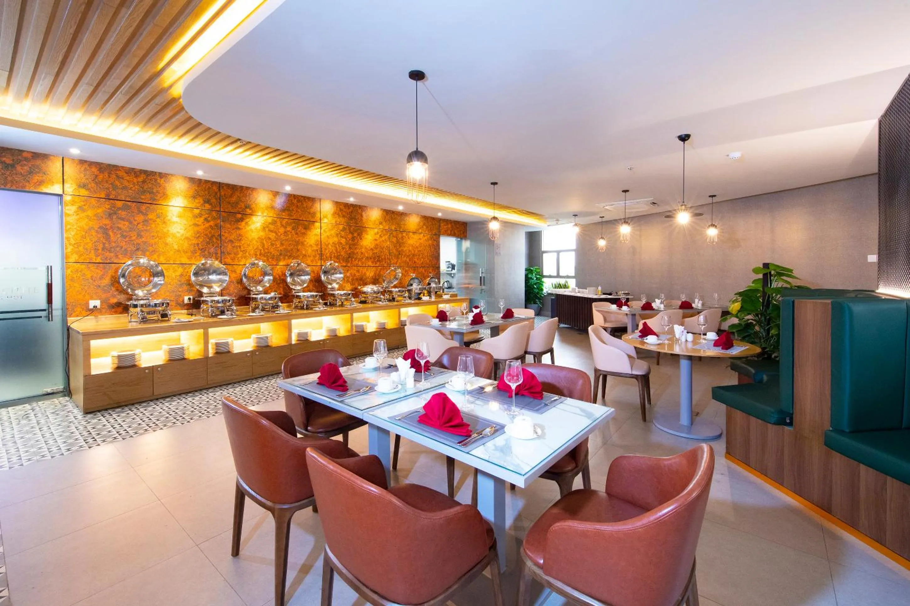 Restaurant/places to eat in Grand Citiview Da Nang Hotel