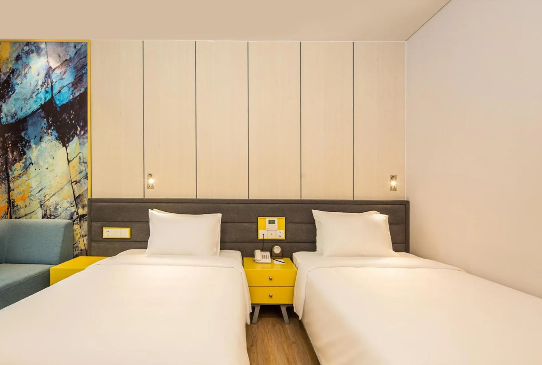 Bedroom, Bed in Grand Citiview Da Nang Hotel