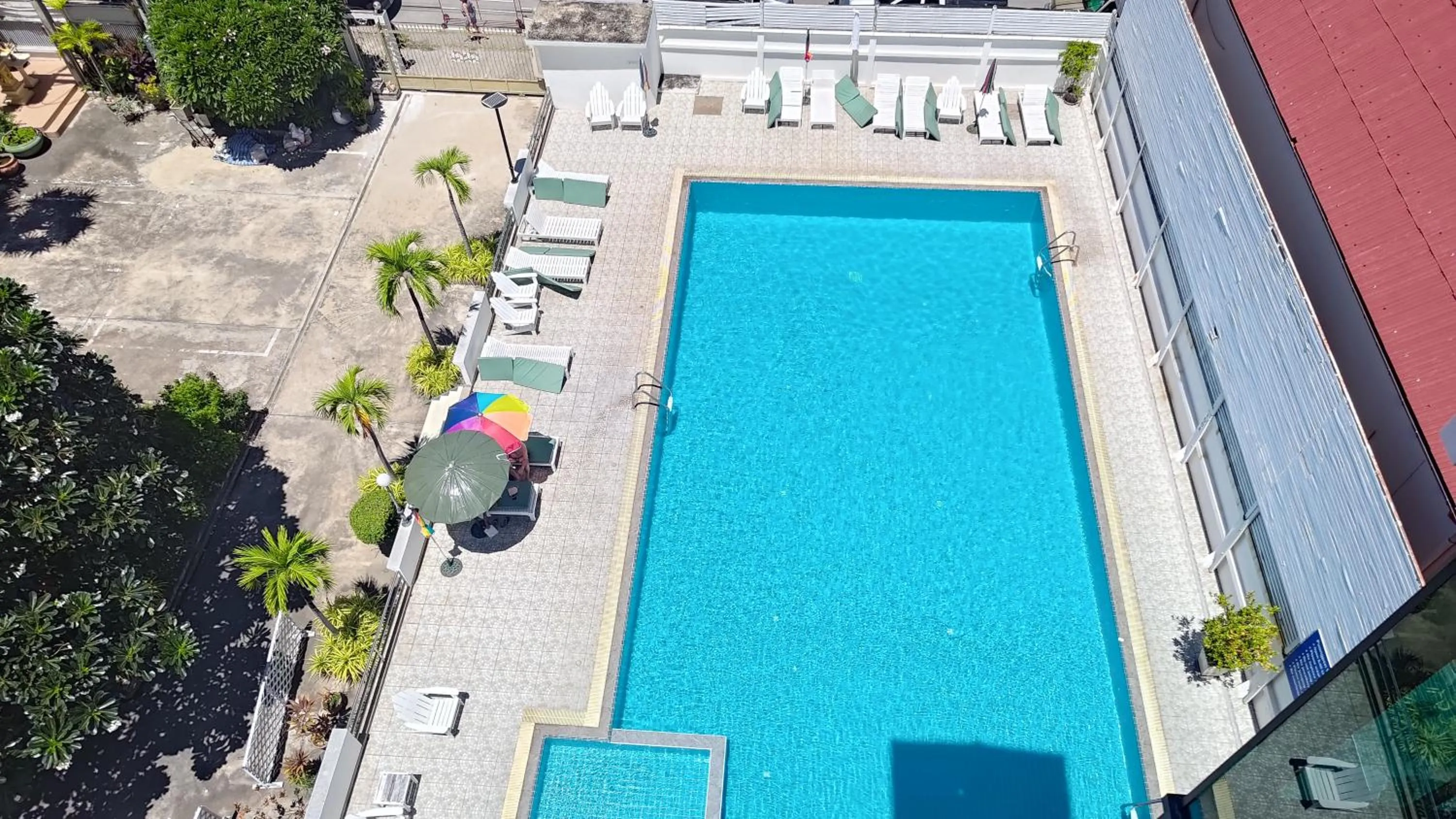 Puangpen Villa Hotel