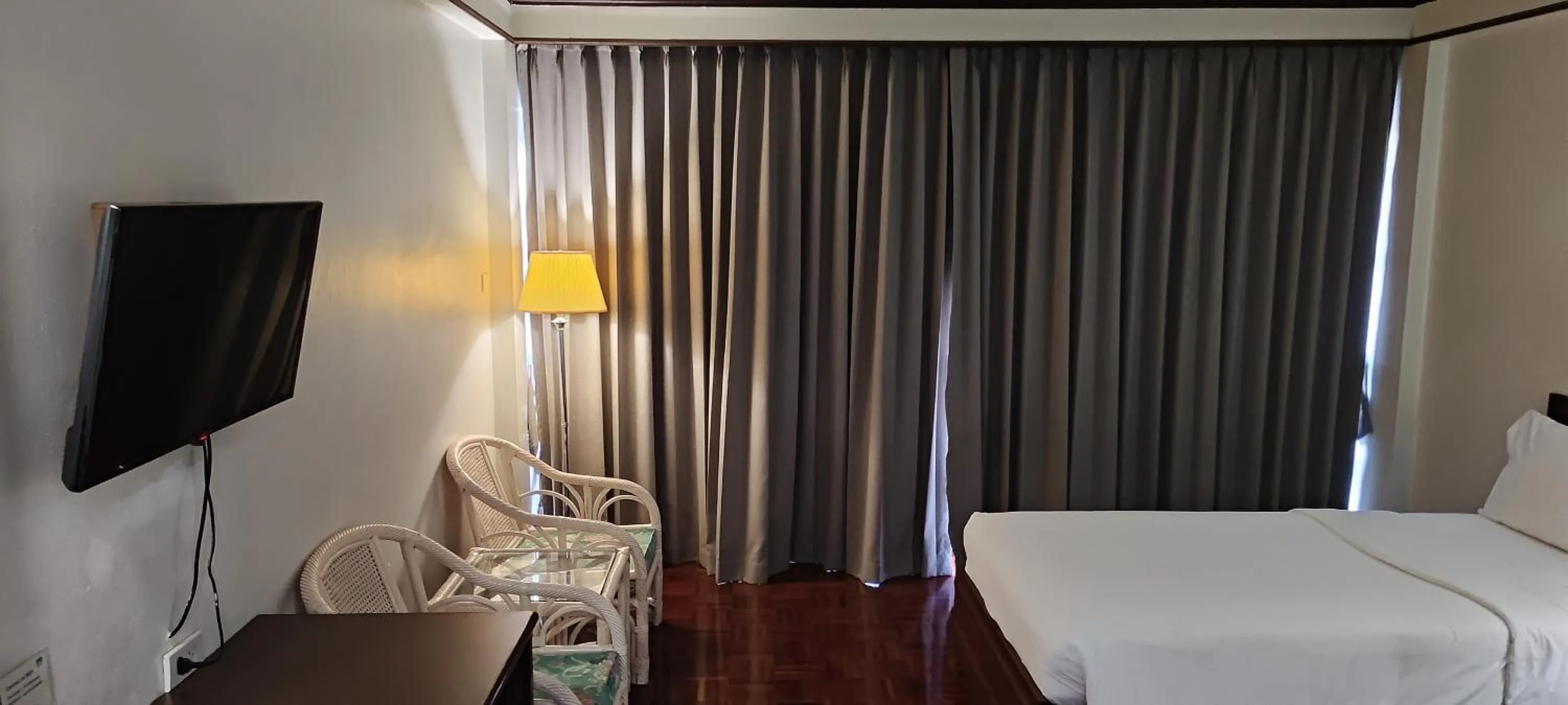 Bed in Puangpen Villa Hotel