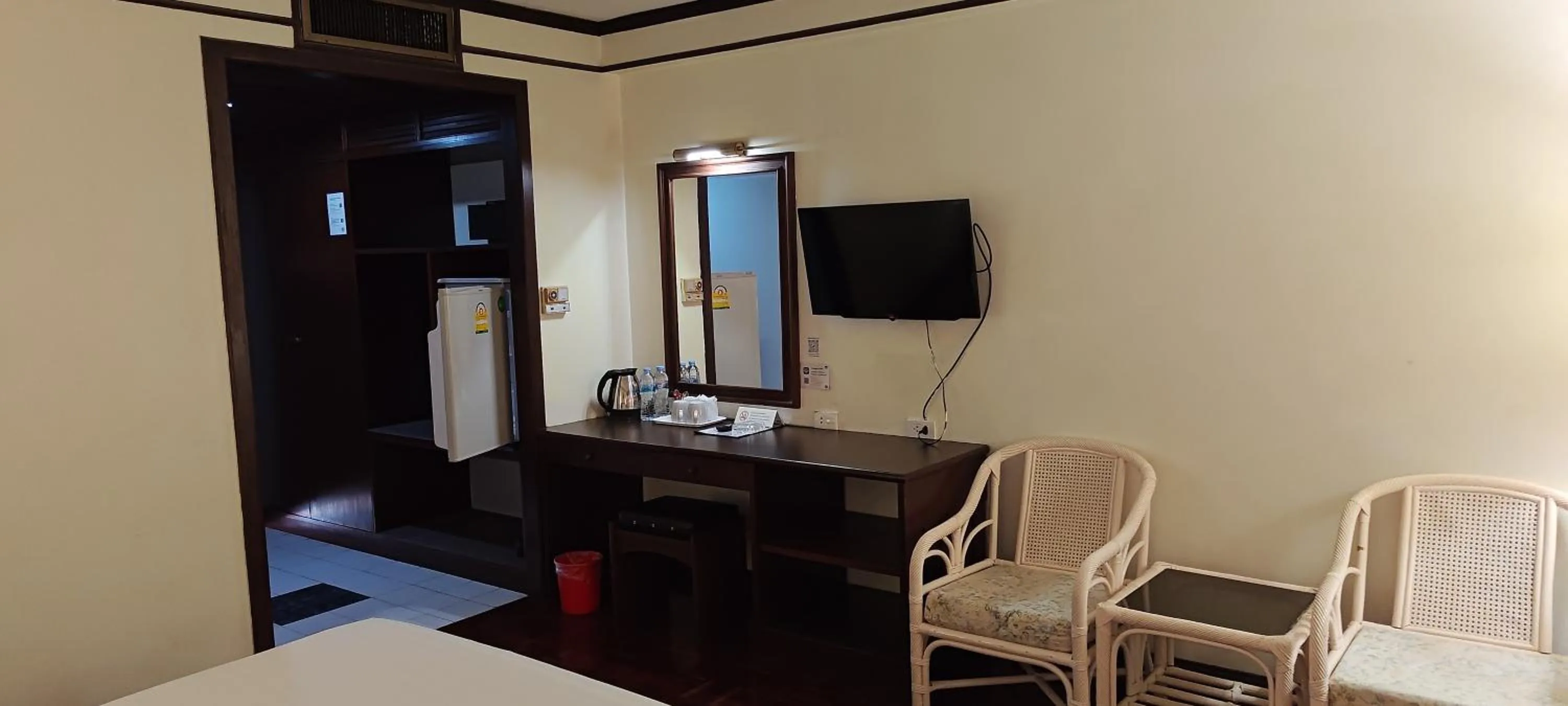 Bed in Puangpen Villa Hotel