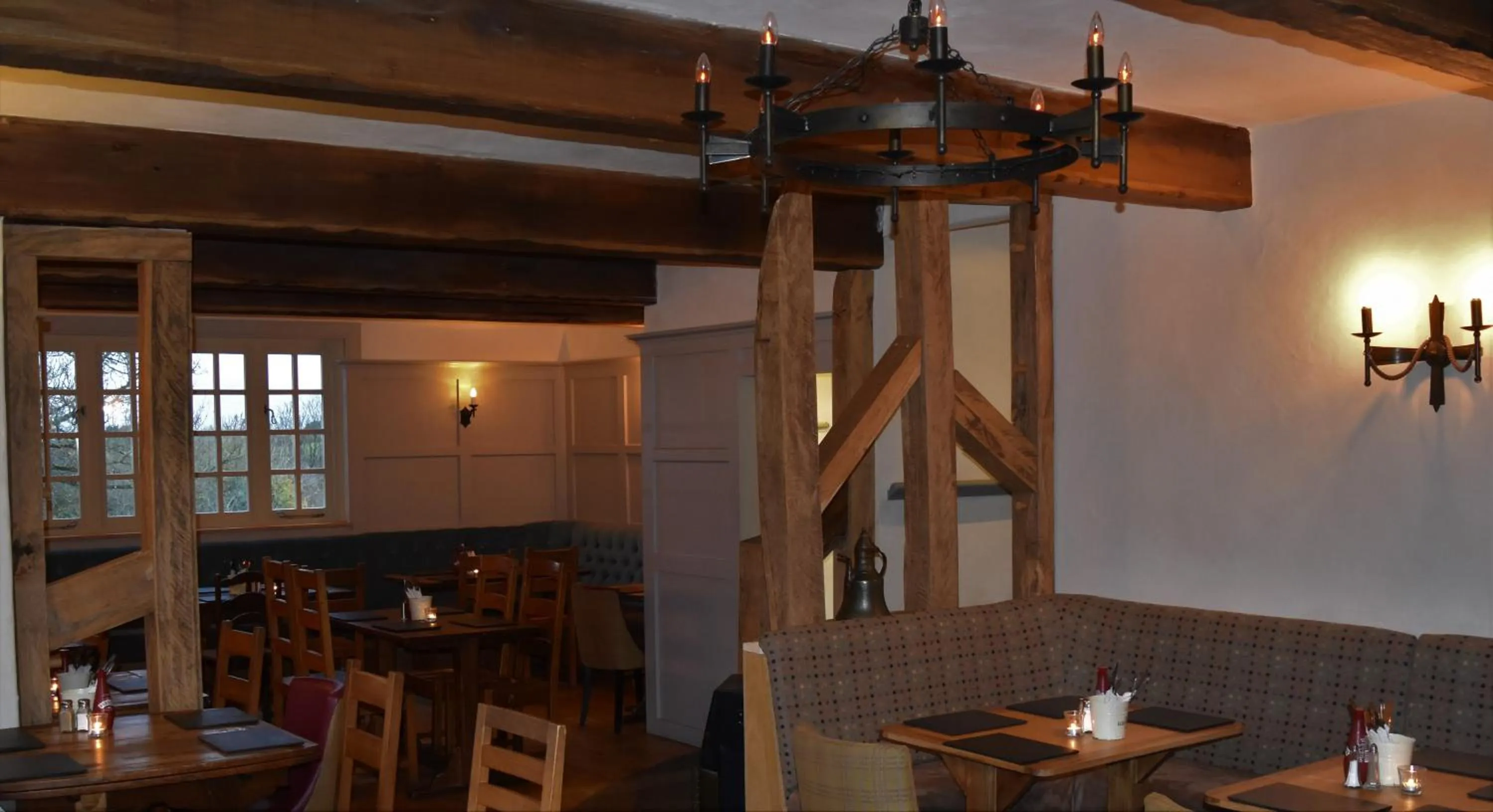 Restaurant/places to eat in Three Horseshoes Country Inn