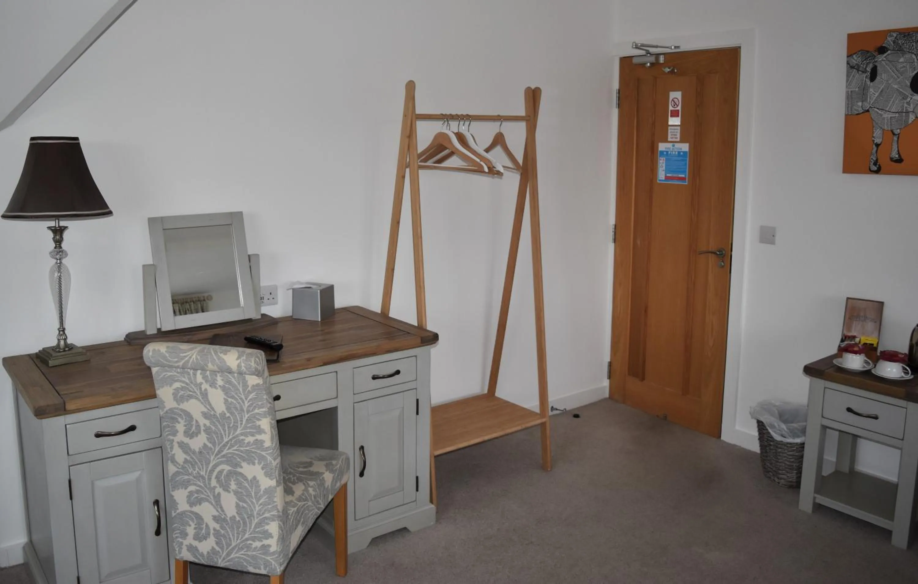 Coffee/tea facilities in Three Horseshoes Country Inn