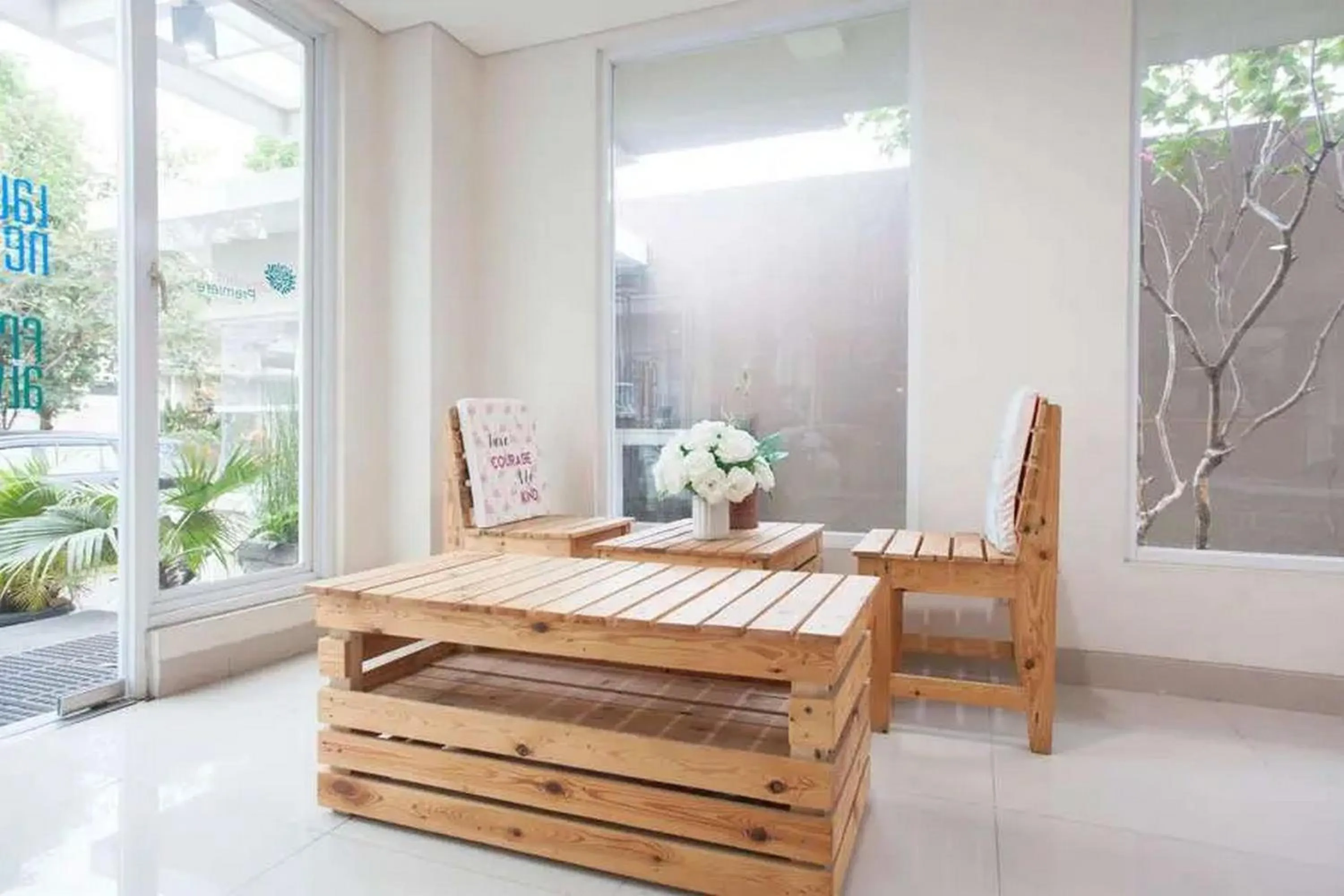 Living room in Capital O 91288 Chrysant Premiere Residence