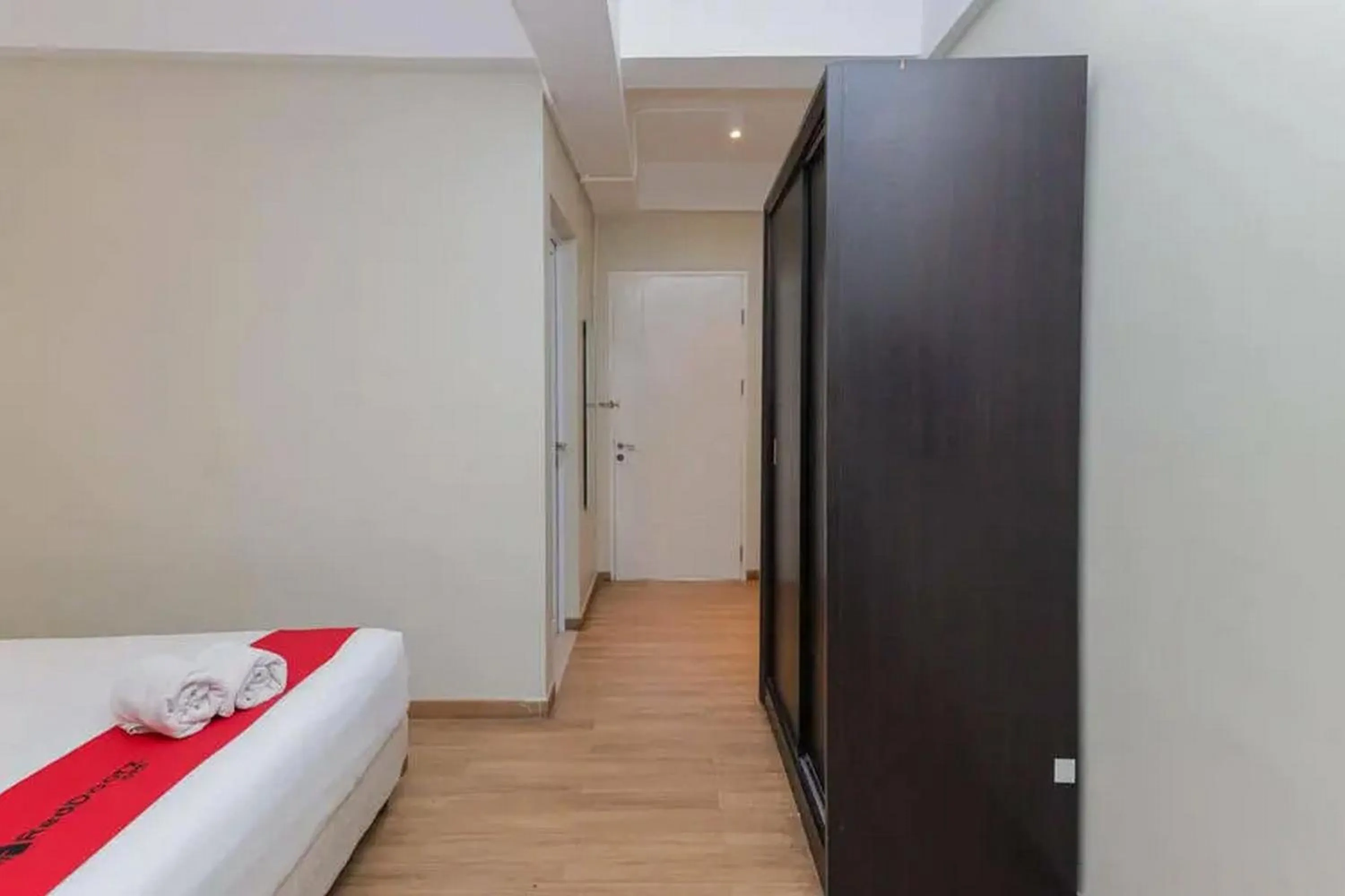 Bedroom, Bed in Capital O 91288 Chrysant Premiere Residence