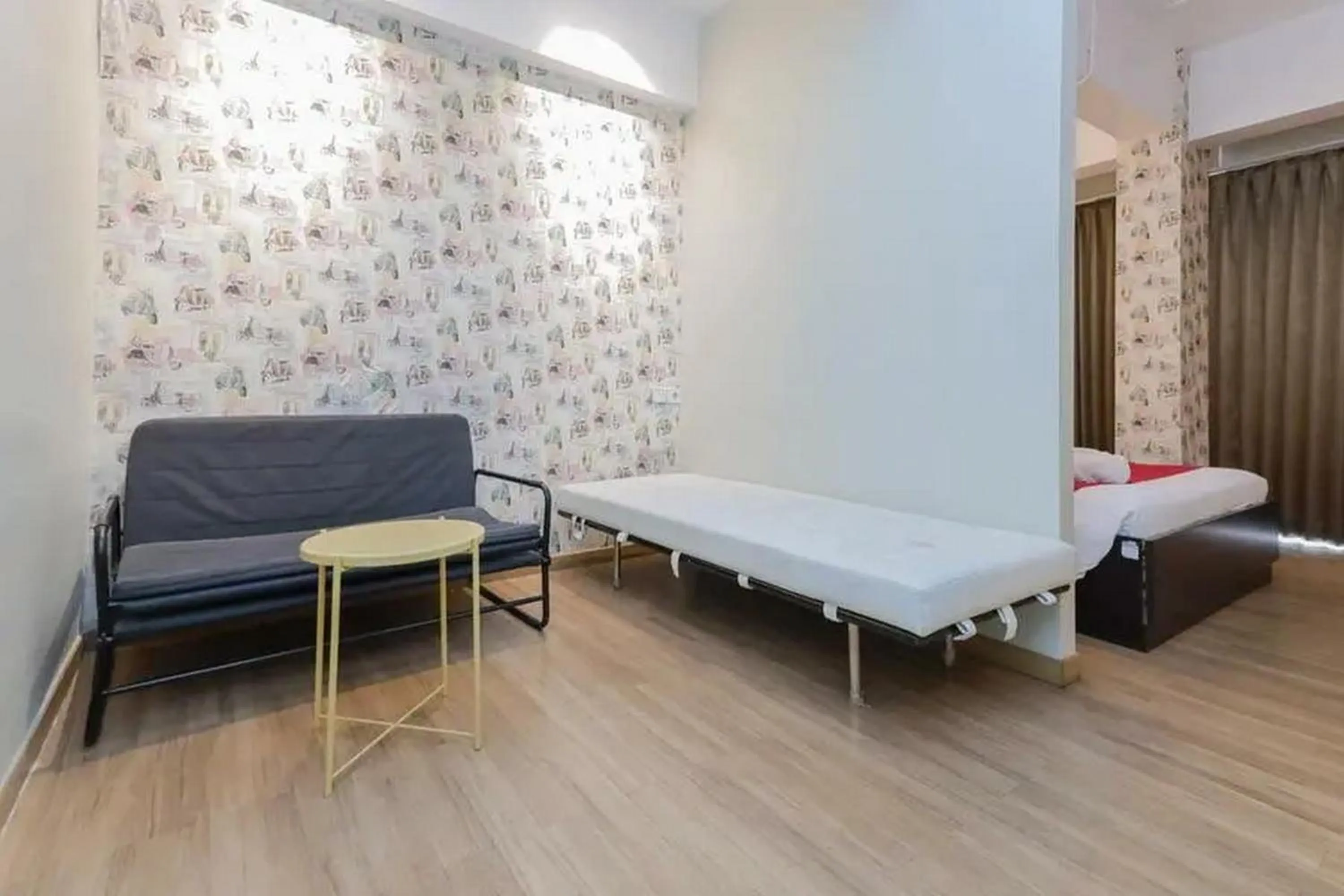 Living room, Bed in Capital O 91288 Chrysant Premiere Residence