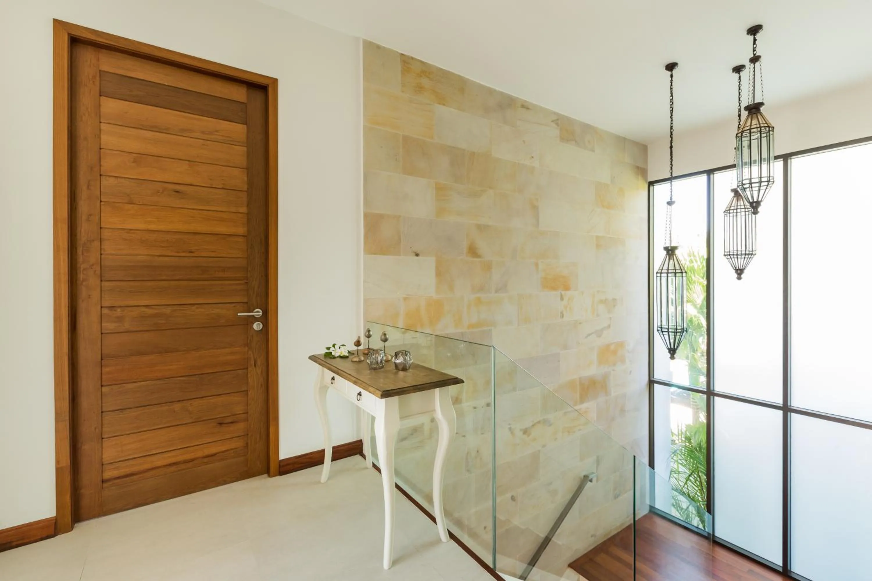 Decorative detail in Villa Palavee (B2)