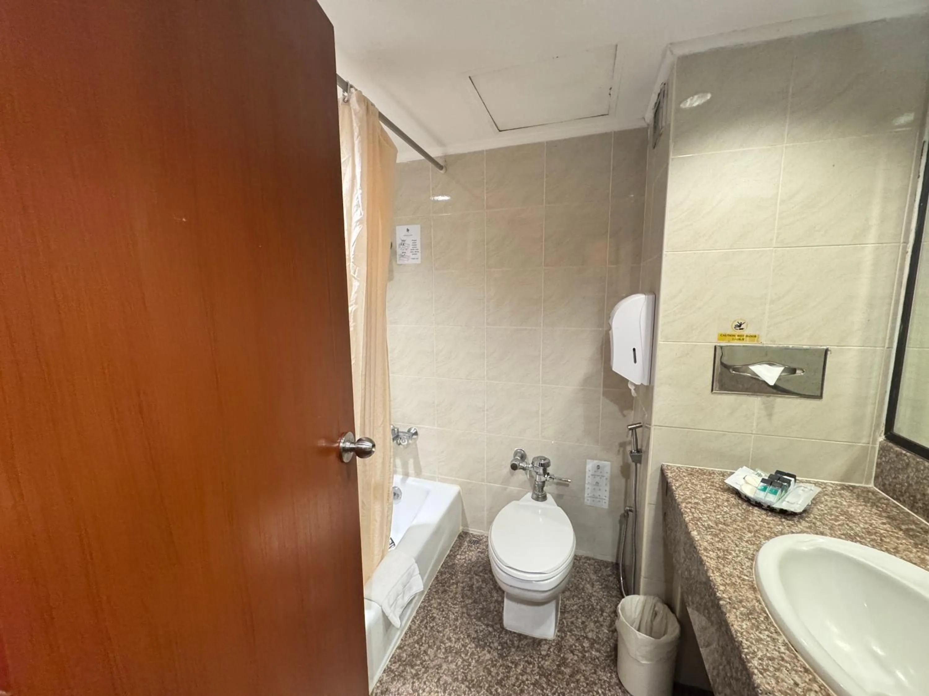 Bathroom in Bangkok Palace Hotel