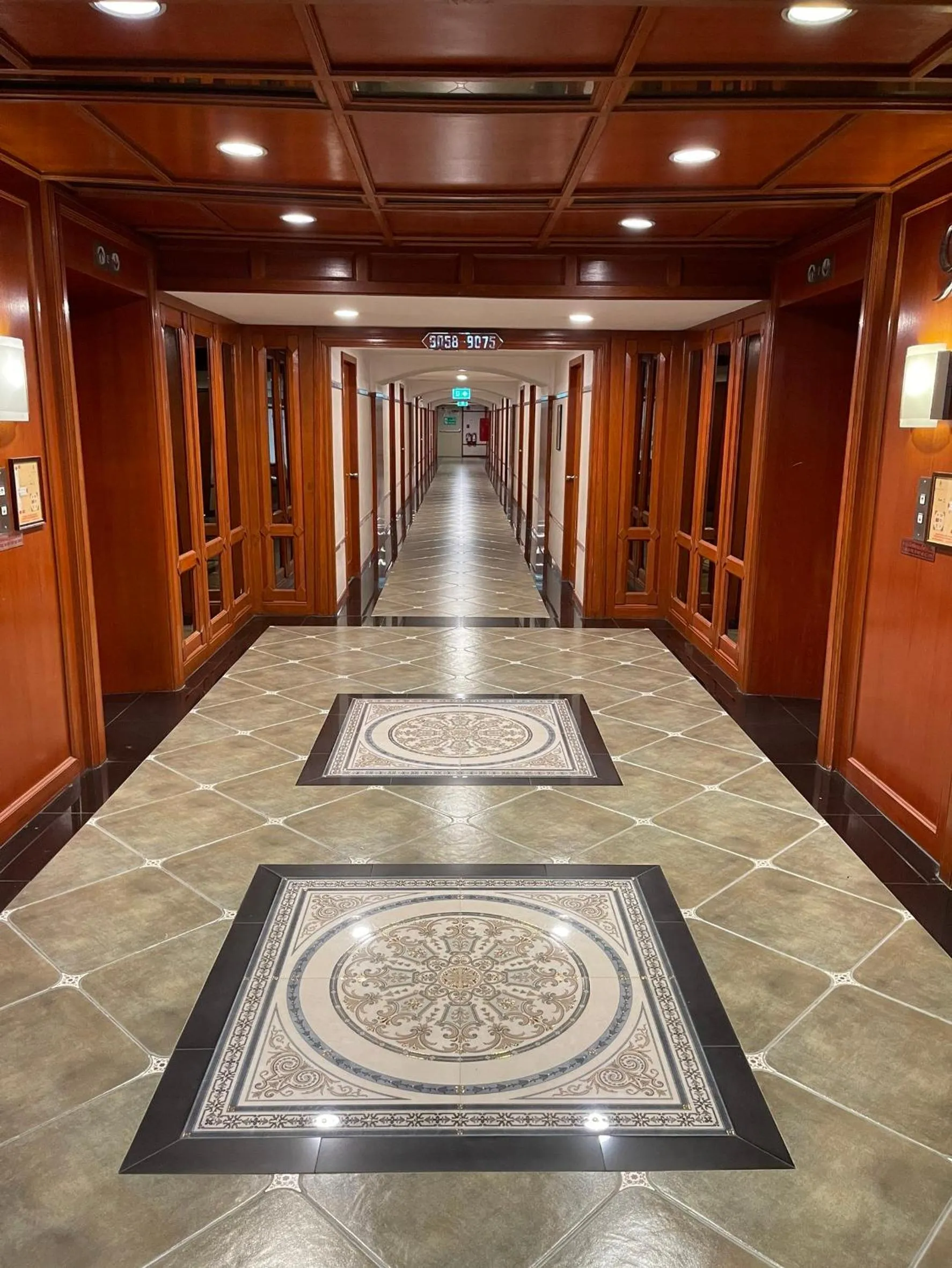 Property building in Bangkok Palace Hotel