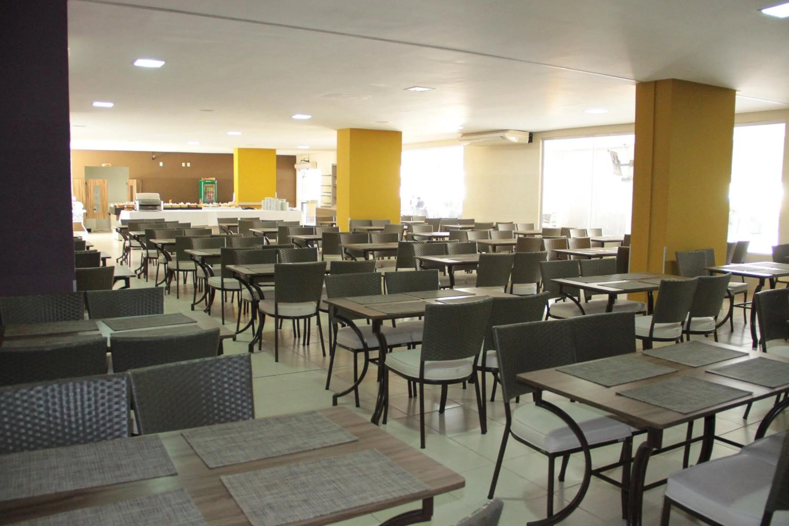 Restaurant/places to eat in Veredas do Rio Quente Flat