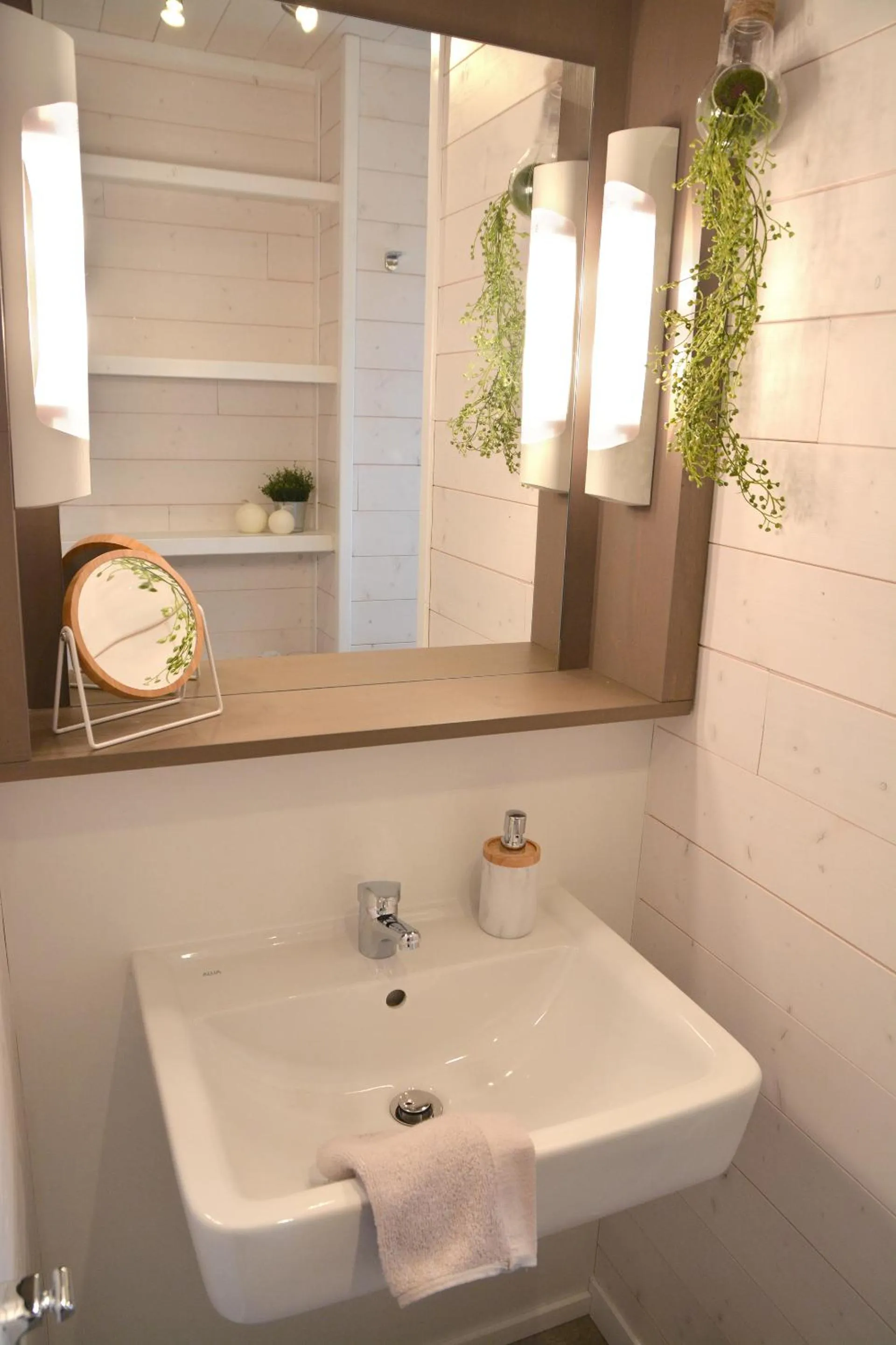 Shower in Domaine Mélusine - à 2km du Puy duFou France !