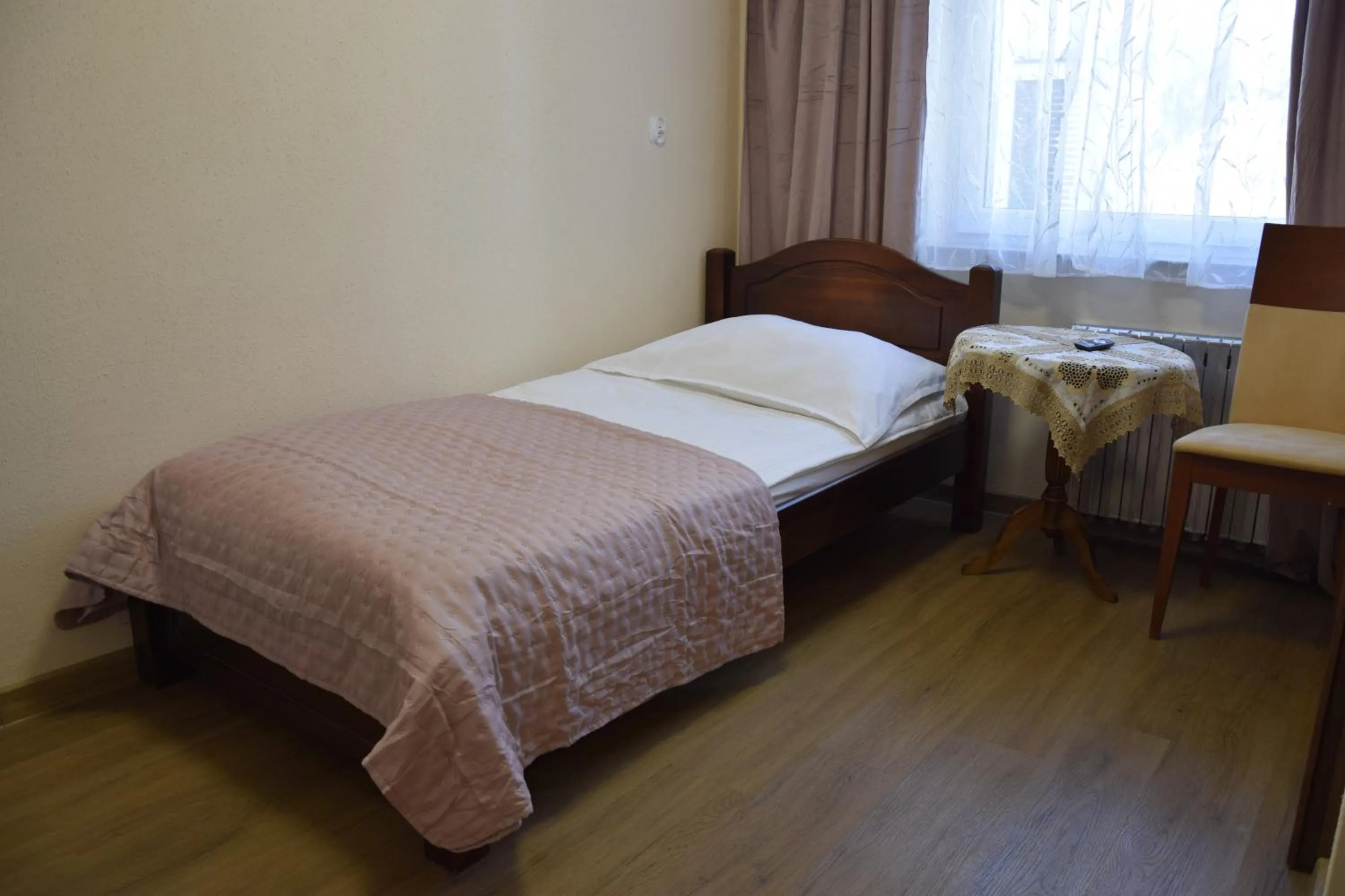Shower, Bed in Villa Asesor