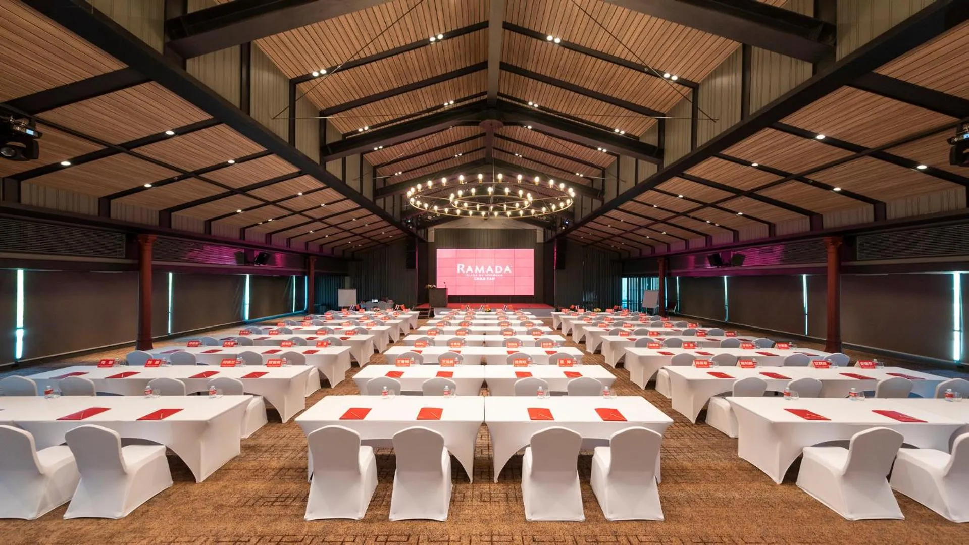 Meeting/conference room in Ramada Plaza by Wyndham Chao Fah Phuket