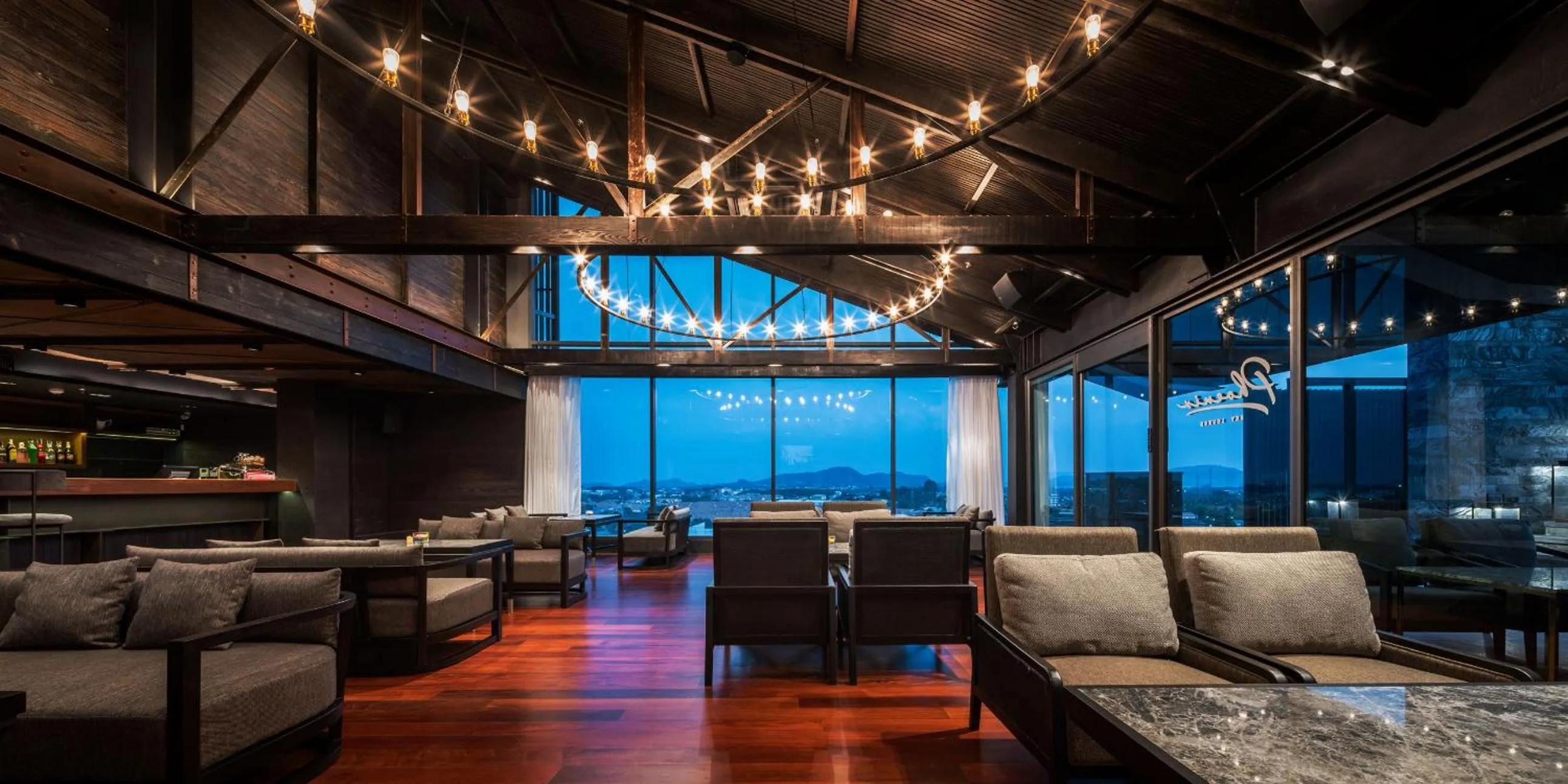 Restaurant/places to eat in Ramada Plaza by Wyndham Chao Fah Phuket