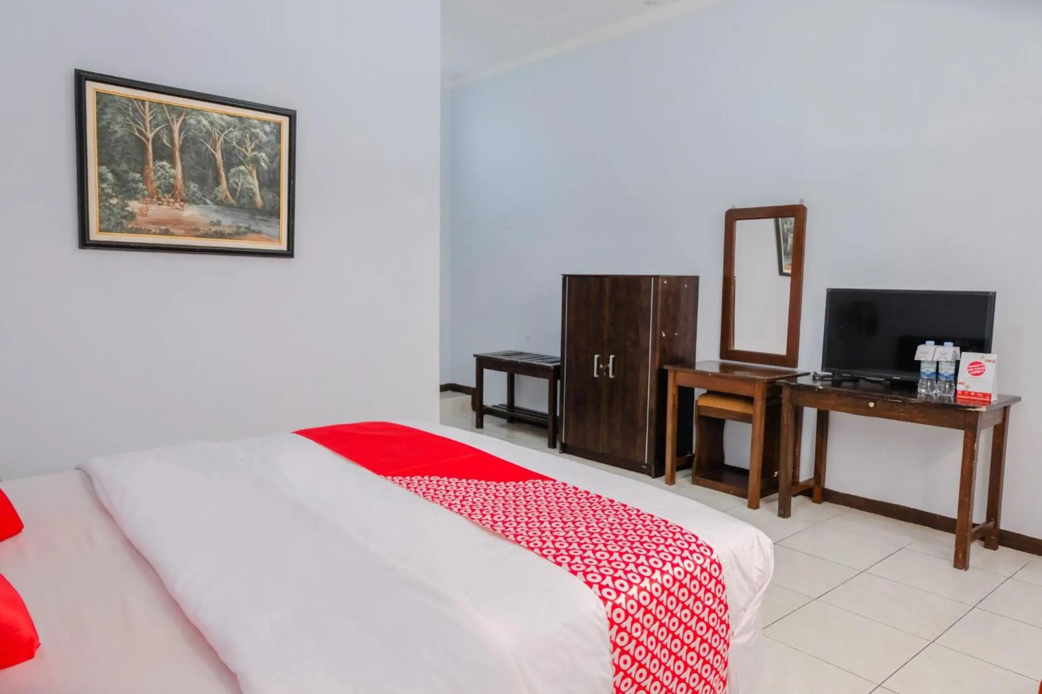 Bedroom, Bed in Hotel O Arjosari Near Plaza Araya Formerly Hotel Nugraha