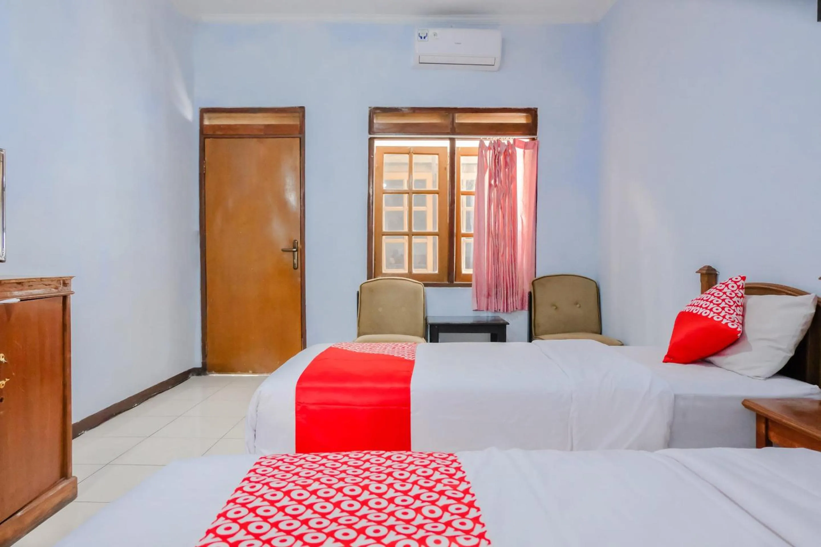 Bedroom, Bed in Hotel O Arjosari Near Plaza Araya Formerly Hotel Nugraha