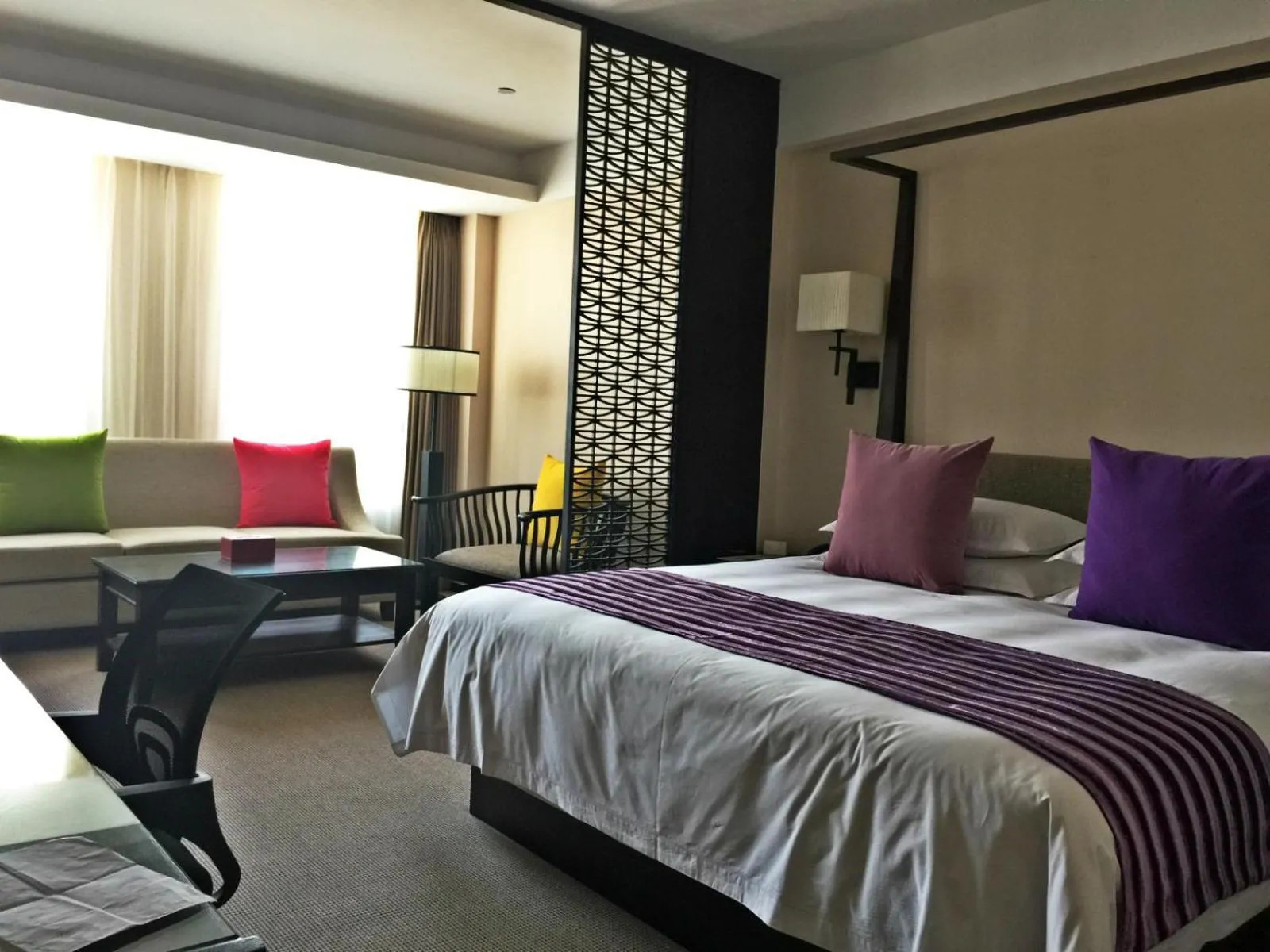 Bed in SSAW Boutique Hotel Hangzhou Xixi Park
