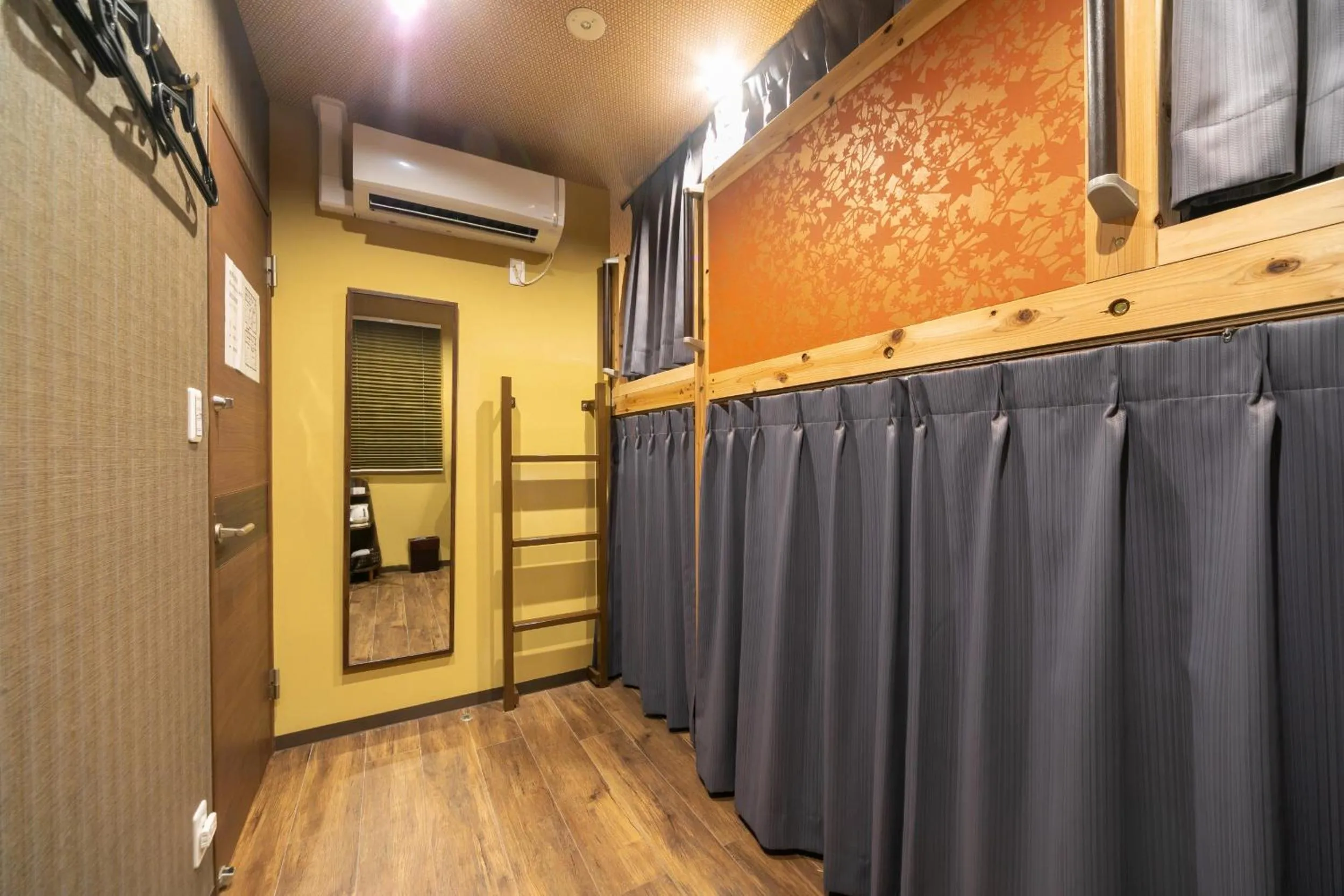 Photo of the whole room in IKIDANE Cozy Hotel Haneda Airport