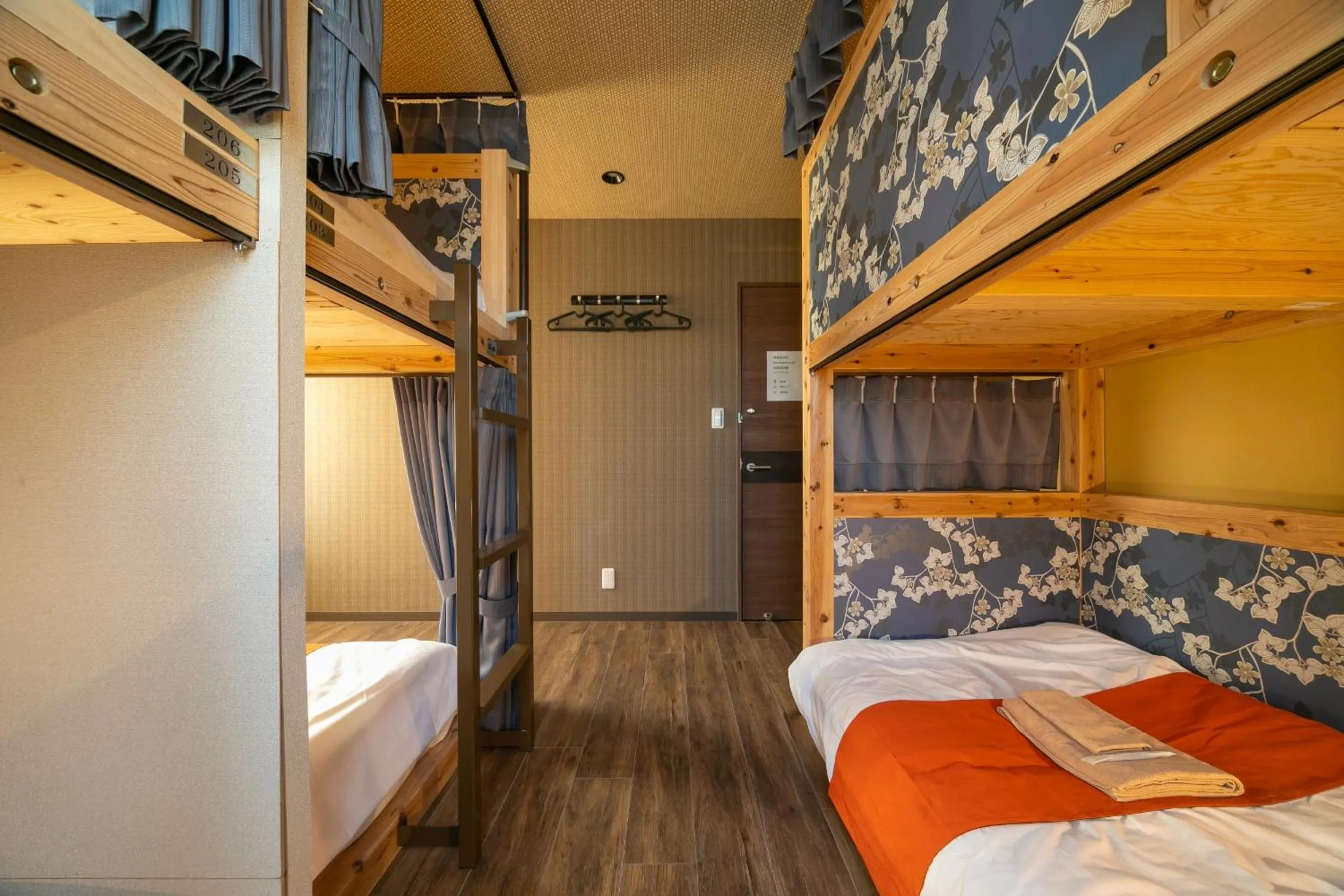 bunk bed, Bed in IKIDANE Cozy Hotel Haneda Airport