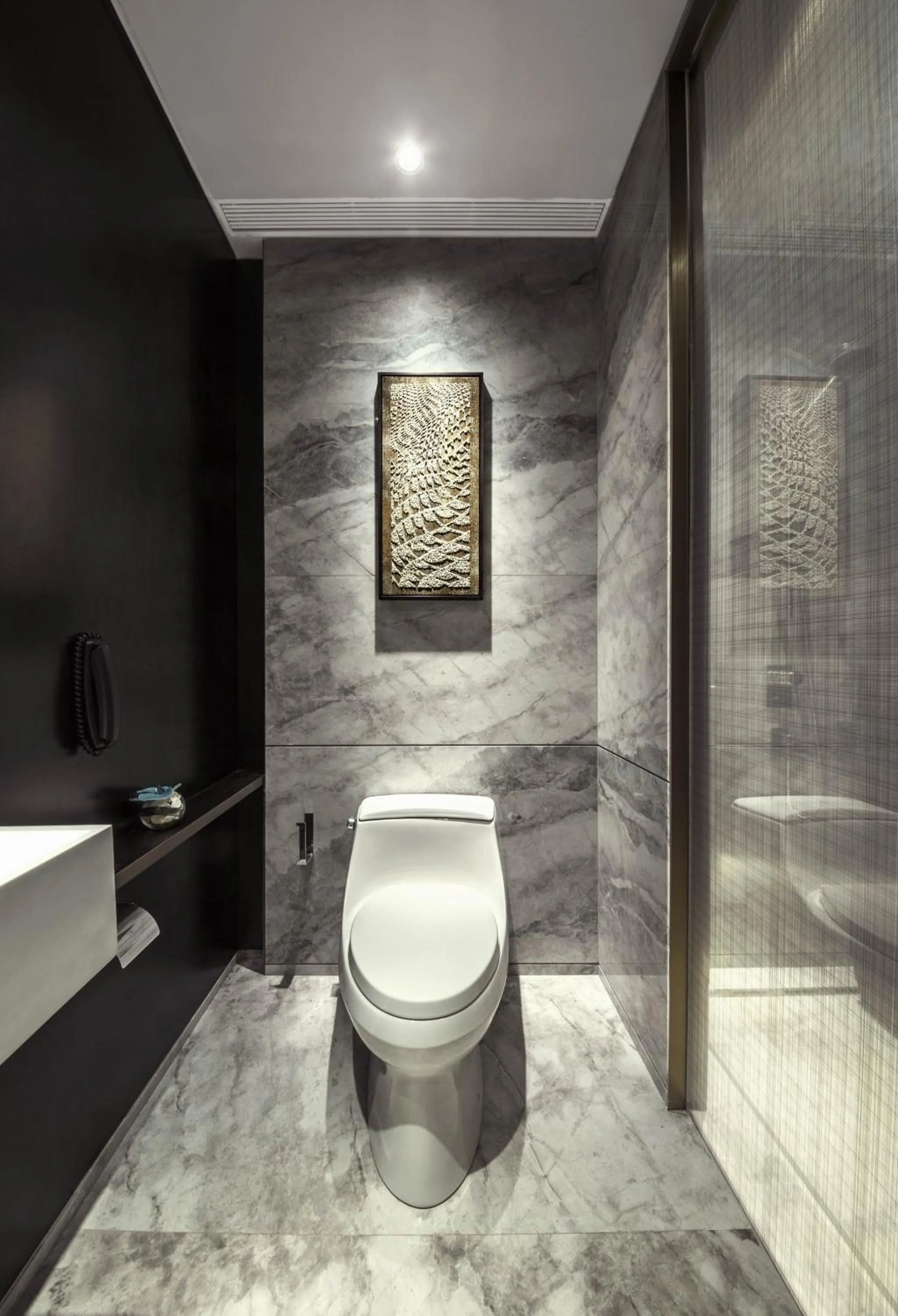 Toilet in InterContinental Zhuhai by IHG