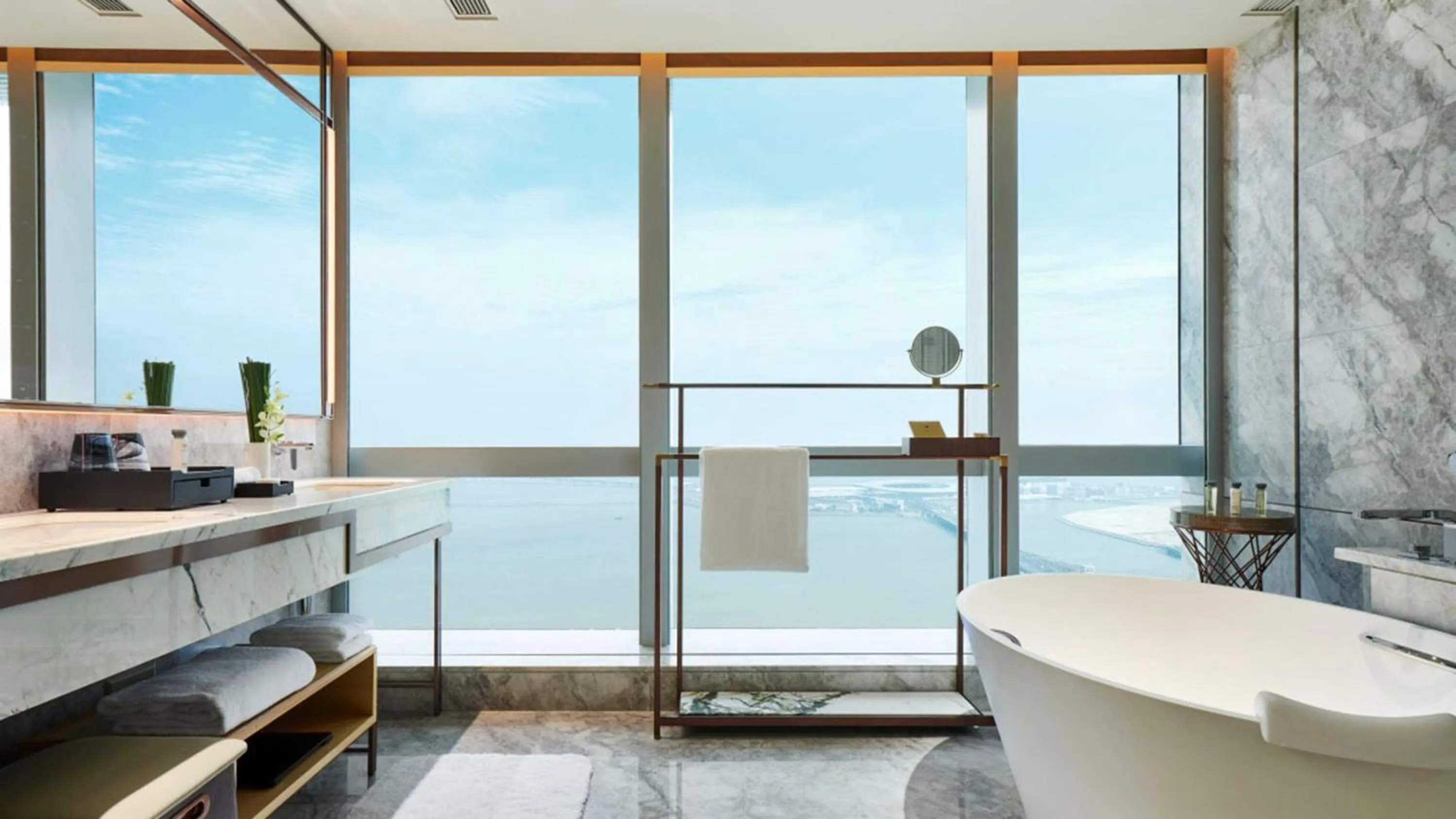 Bathroom in InterContinental Zhuhai by IHG