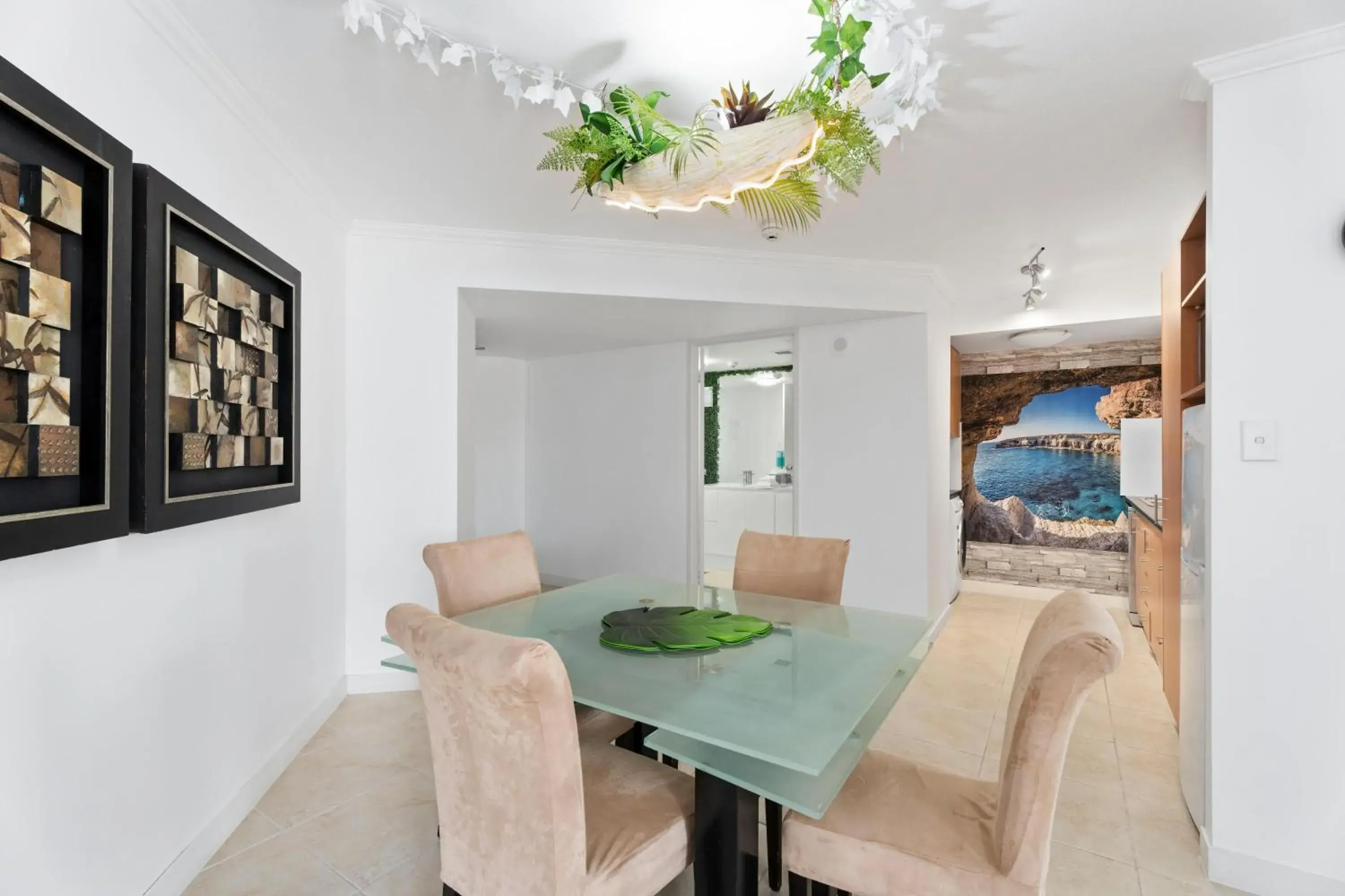 Two Bedroom with 2 Queen Beds in Sovereign on the Gold Coast Two Bedroom with 2 Queen Beds in Sovereign on the Gold Coast