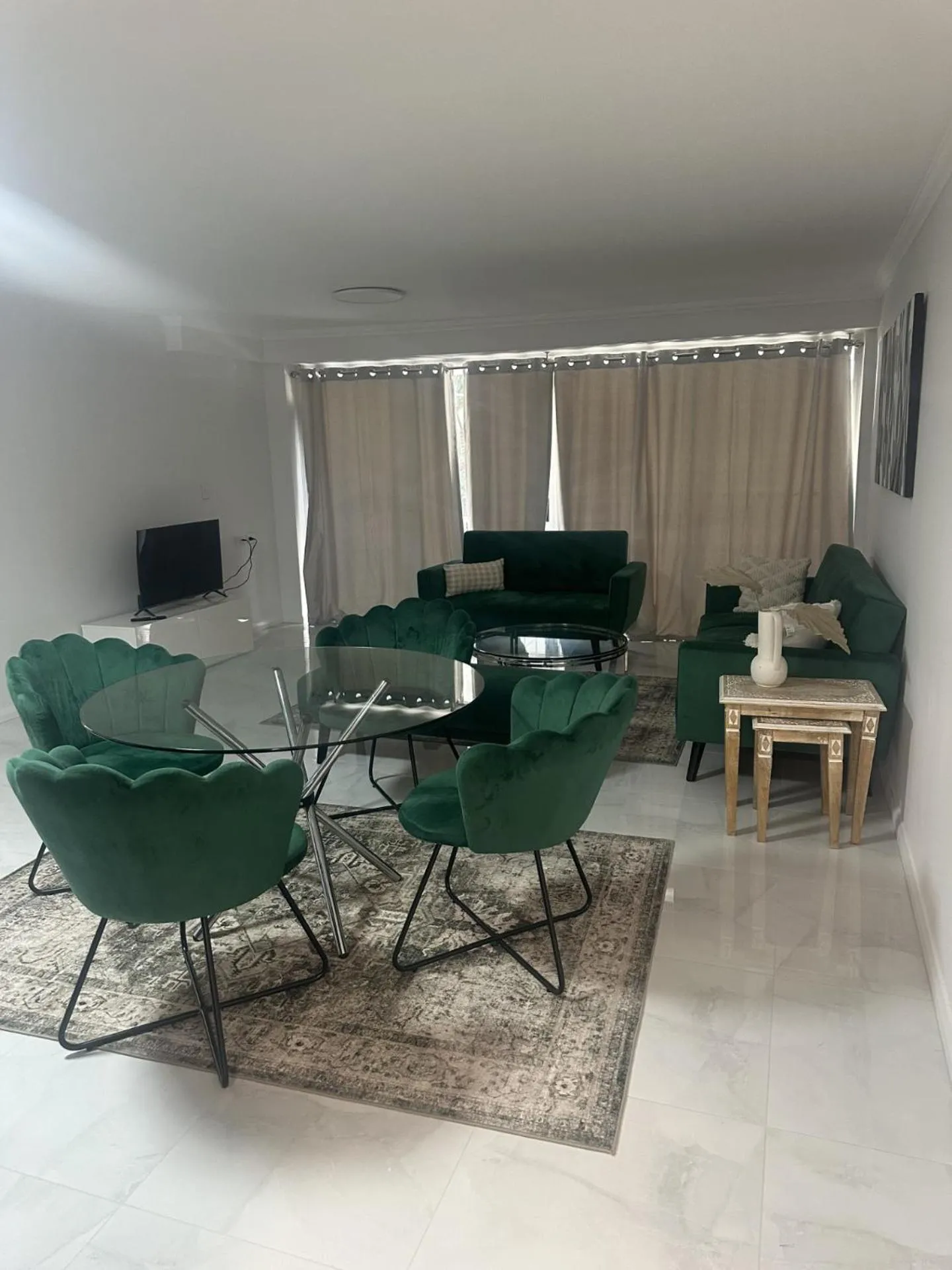 TV and multimedia in Sovereign on the Gold Coast