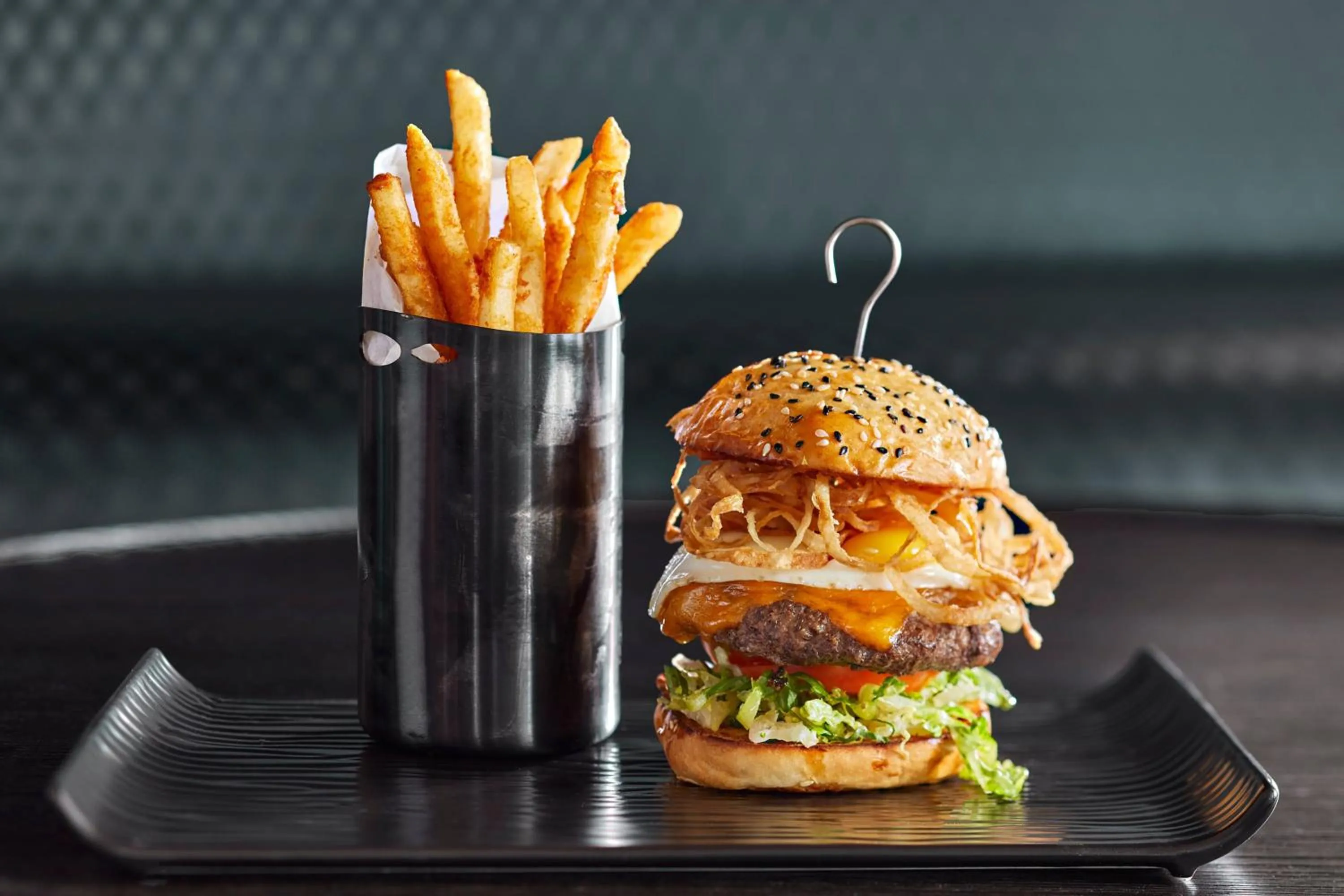 Restaurant/places to eat in The Daytona, Autograph Collection