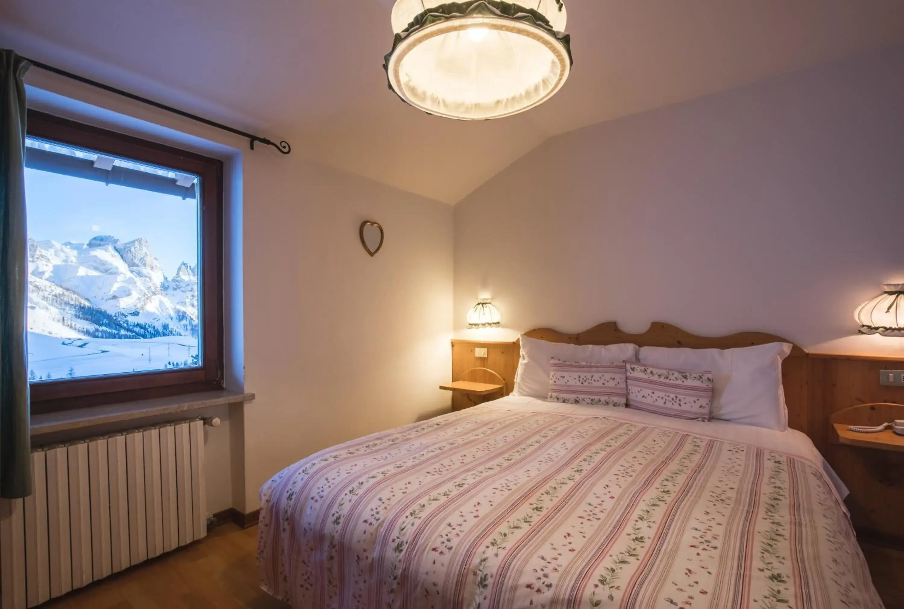 Quadruple Room in Albergo Vezzana Quadruple Room in Albergo Vezzana