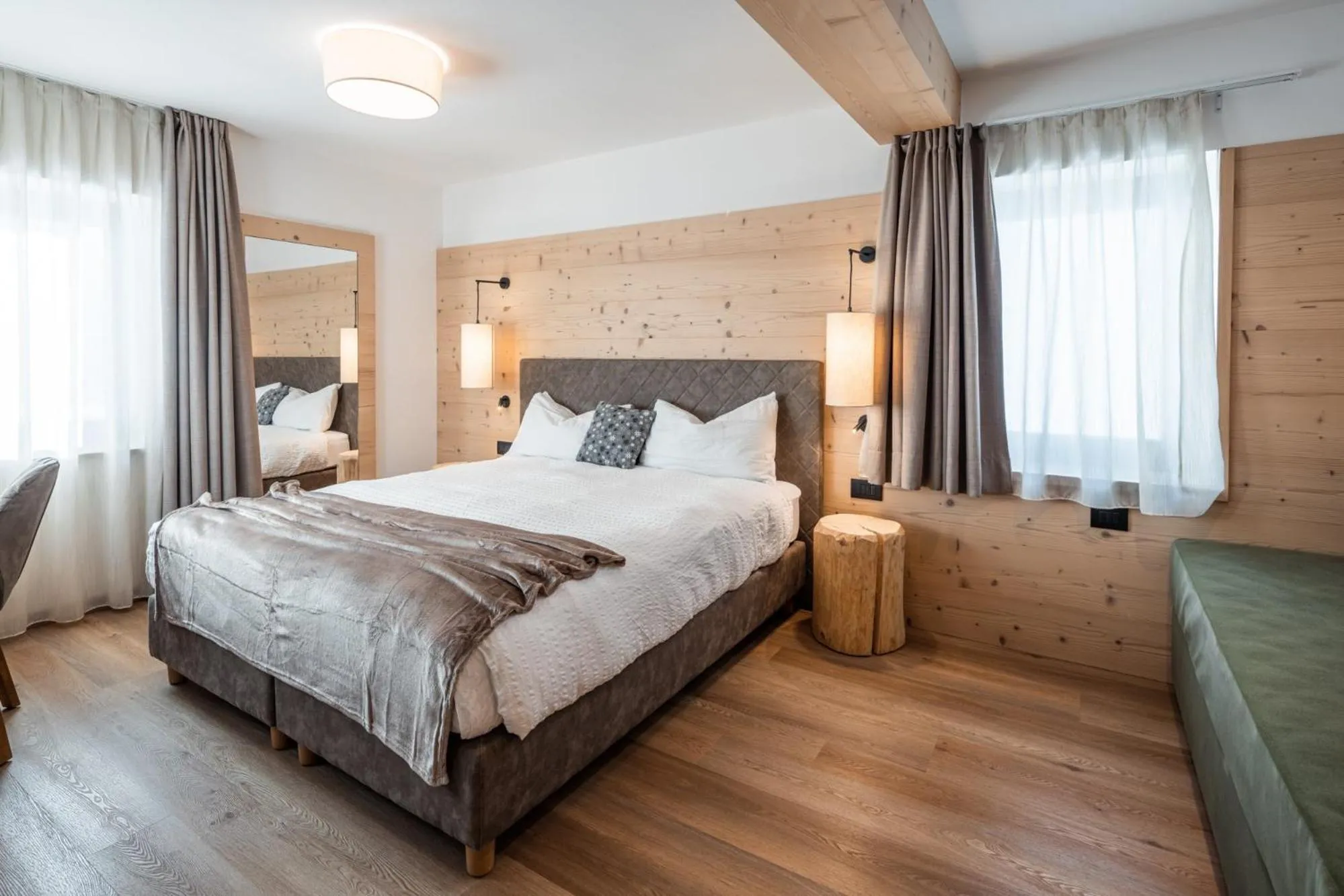 Bed in Albergo Vezzana