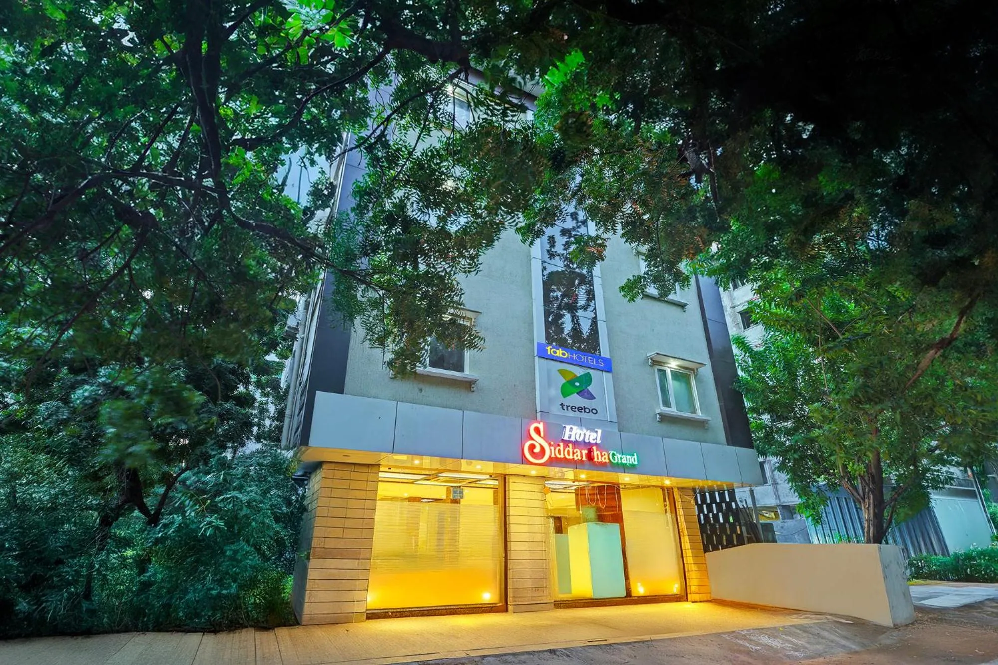 Facade/entrance in FabHotel Siddarth Grand