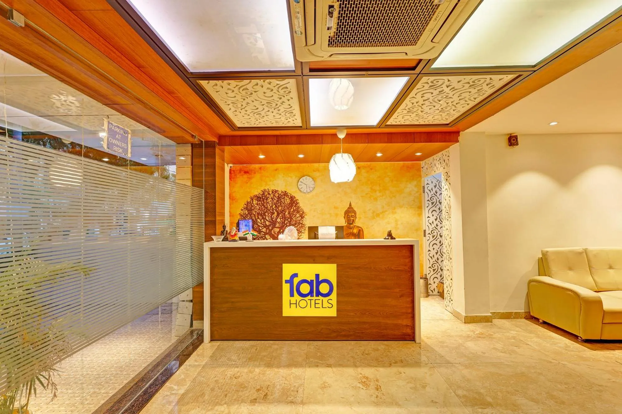 Lobby or reception in FabHotel Siddarth Grand