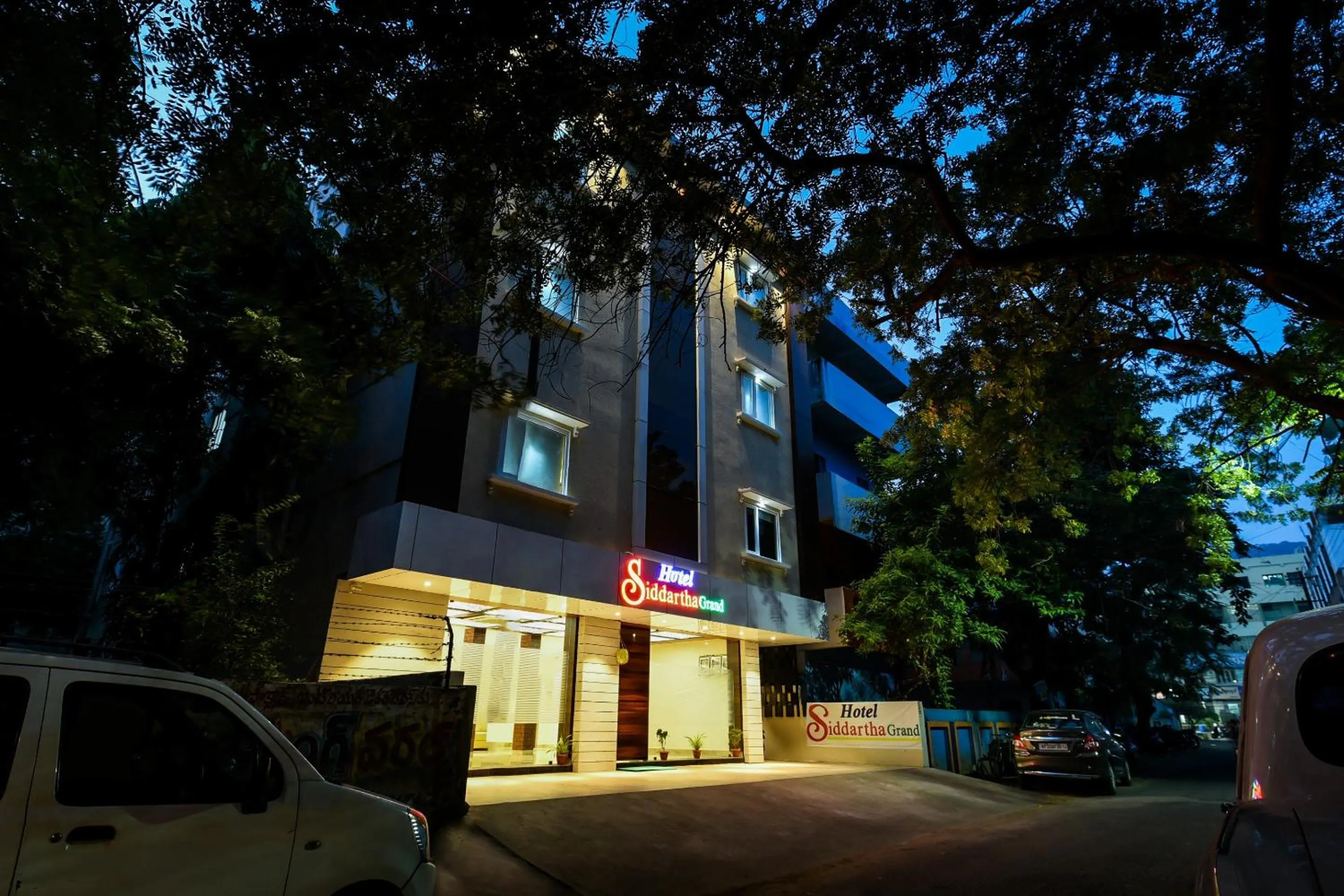 Facade/entrance in Super Capital O Siddartha Grand