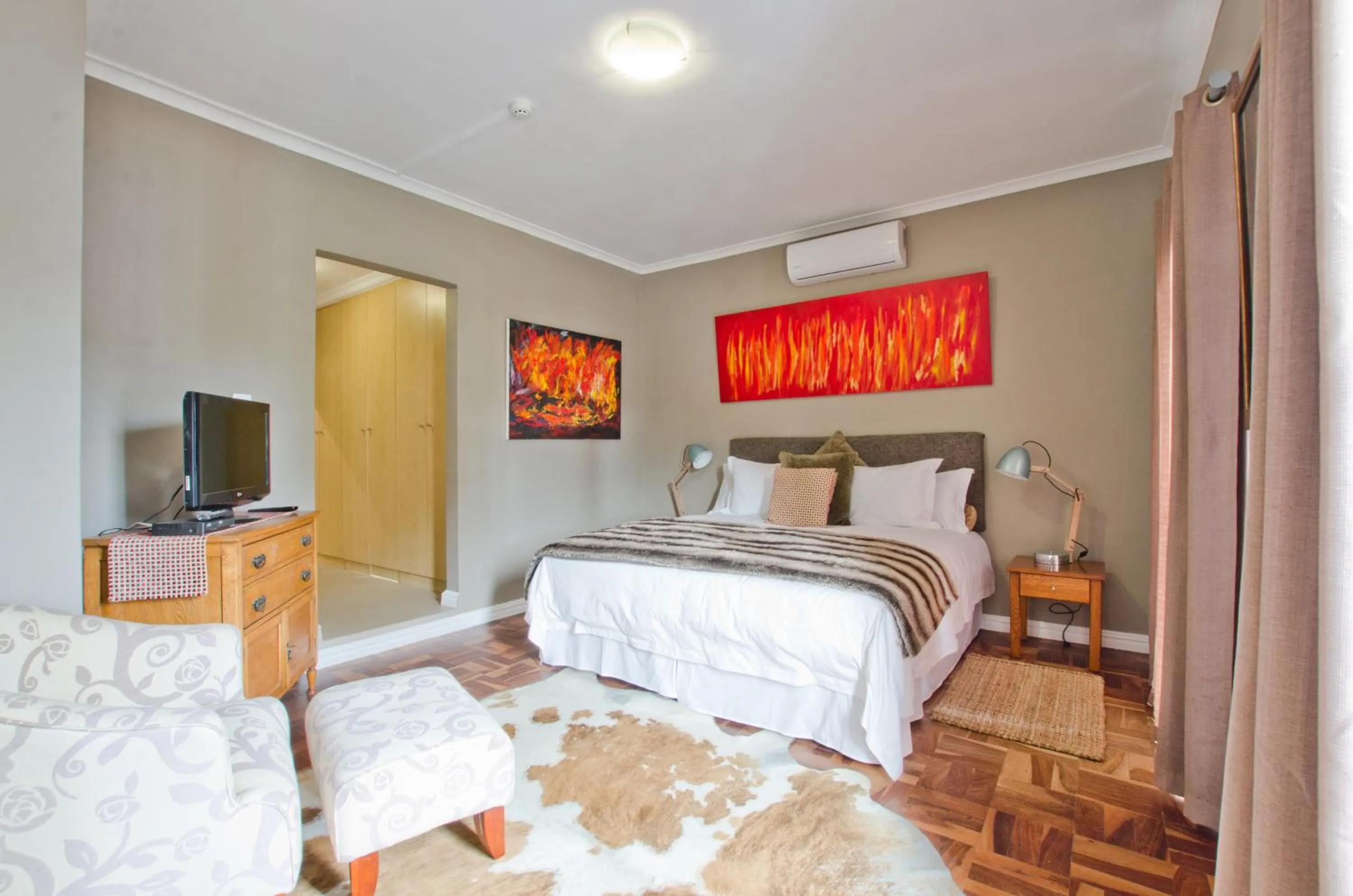 Bed in Villa Costa Rose