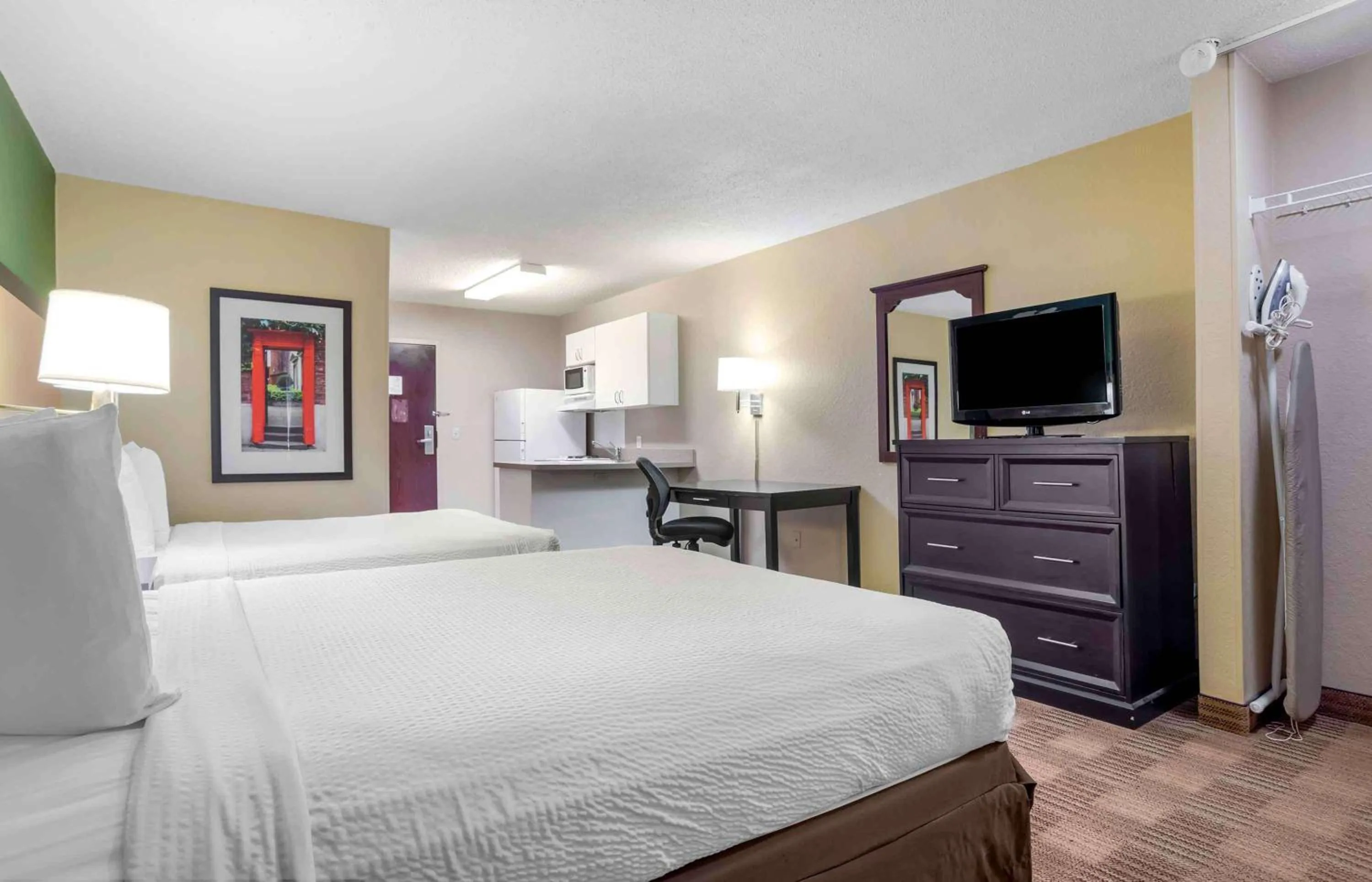 Bedroom, Bed in Extended Stay America Suites - Pensacola - University Mall