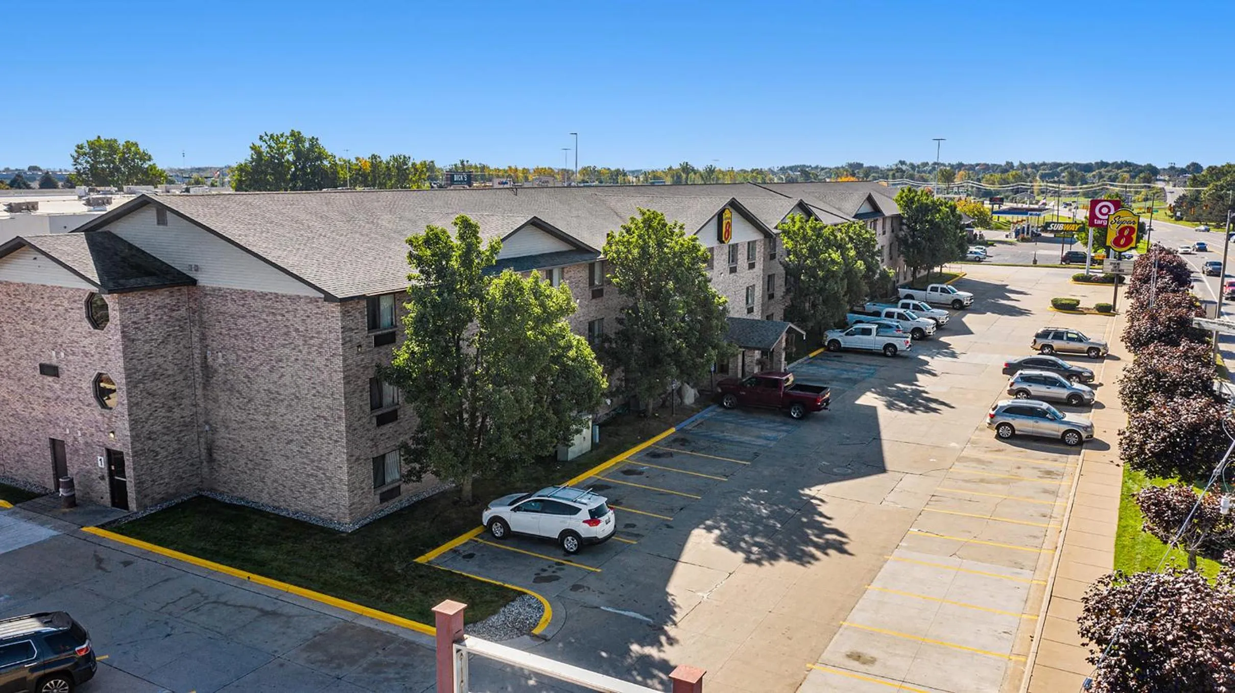 Property building in Super 8 by Wyndham Mt. Pleasant