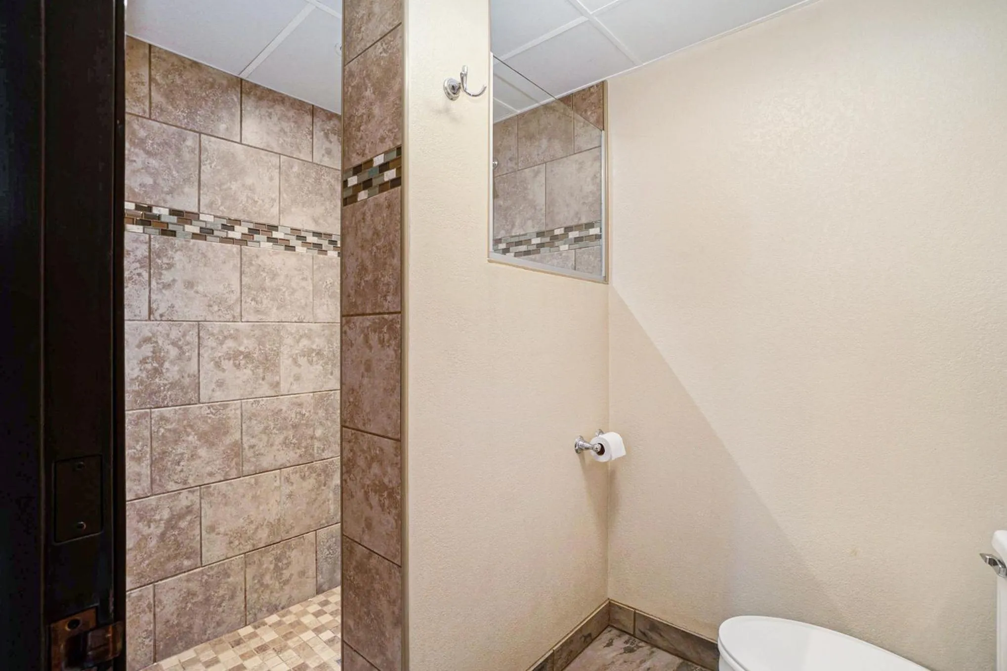 Super 8 by Wyndham Mt. Pleasant