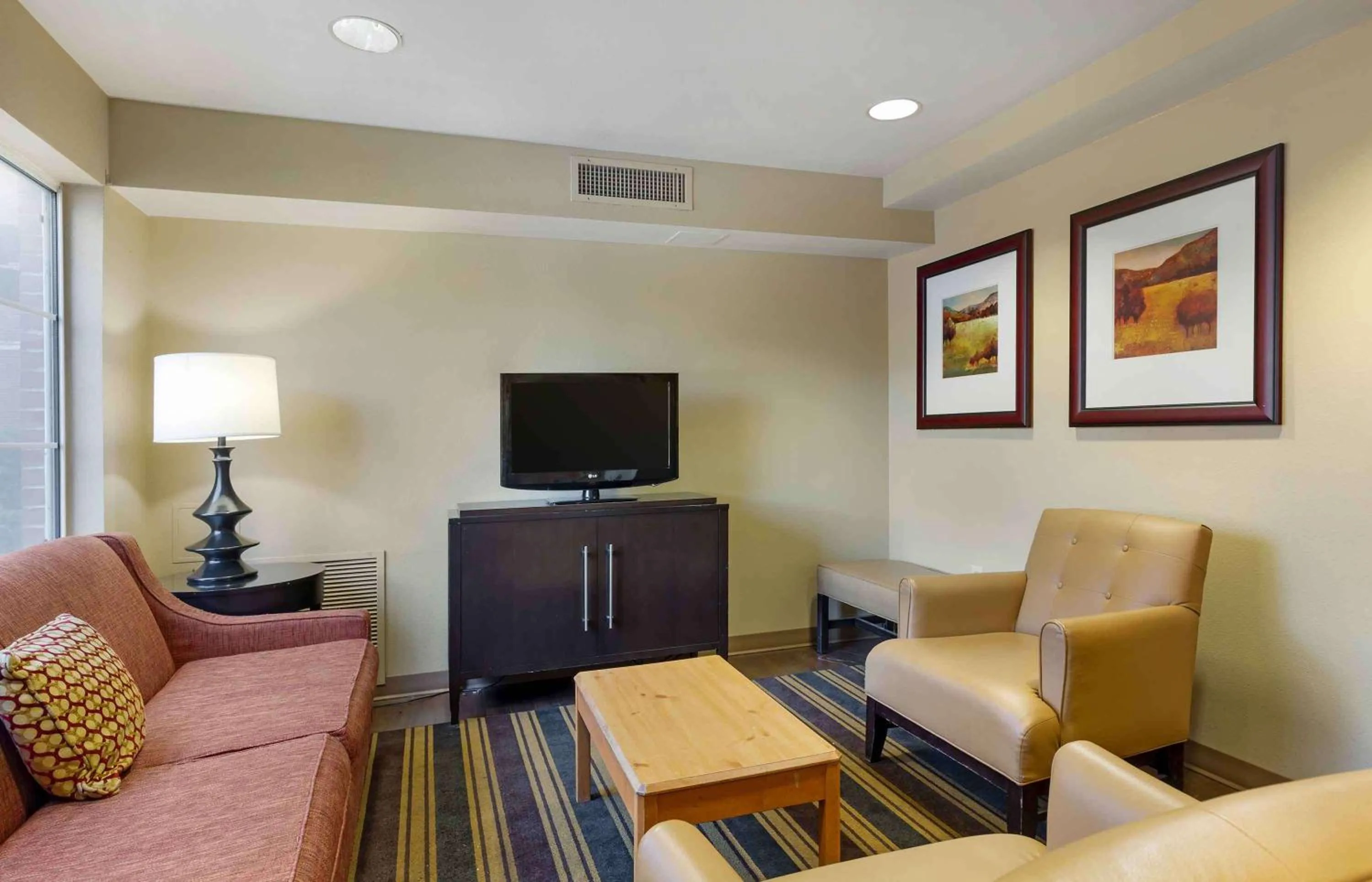 Lobby or reception in Extended Stay America Suites - Boston - Waltham - 32 4th Ave