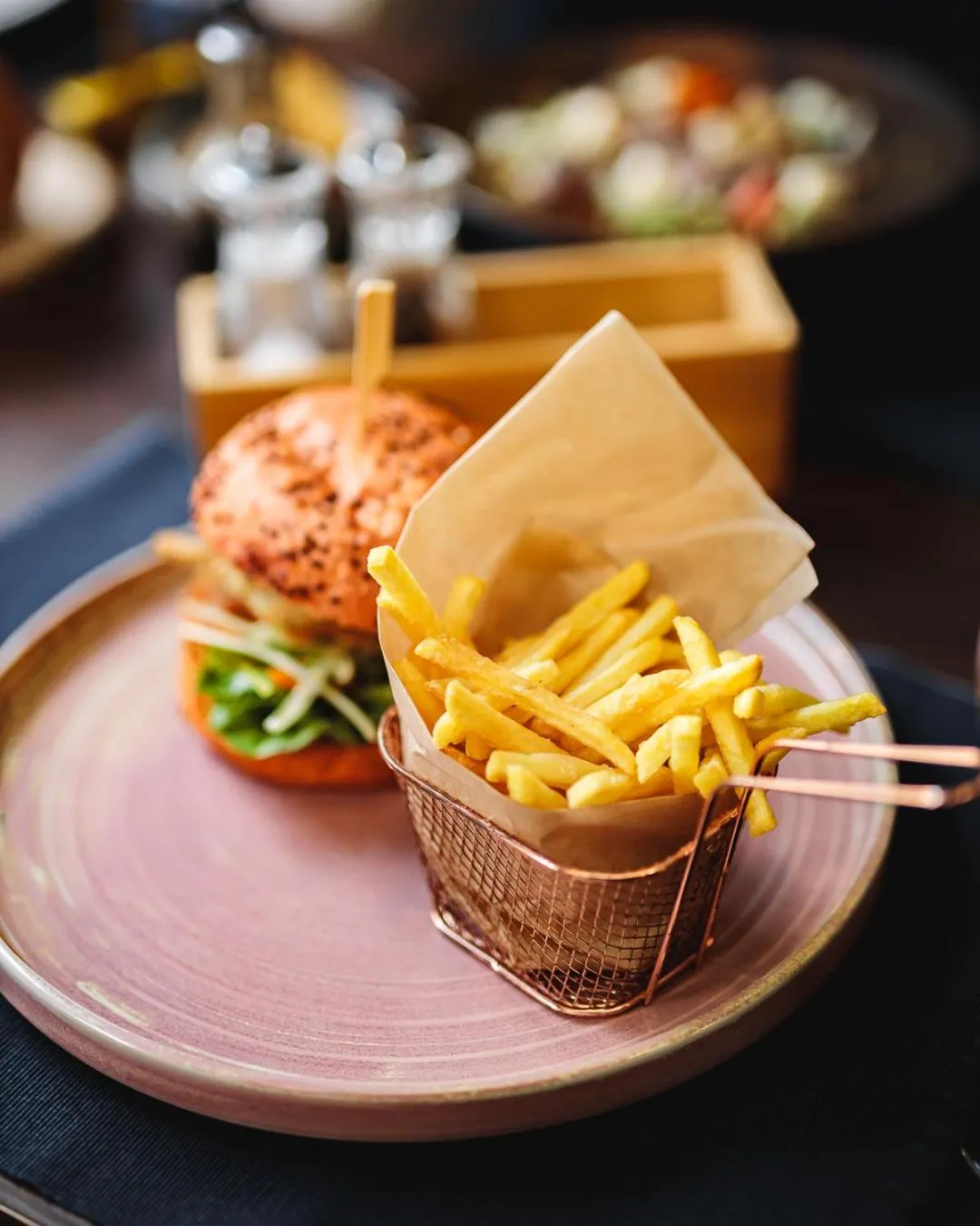 Restaurant/places to eat in No1 Bed&Breakfast Restauracja ŚNIADANIE I PARKING W CENIE!