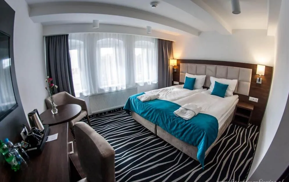 Bed in No1 Bed&Breakfast Restauracja ŚNIADANIE I PARKING W CENIE!