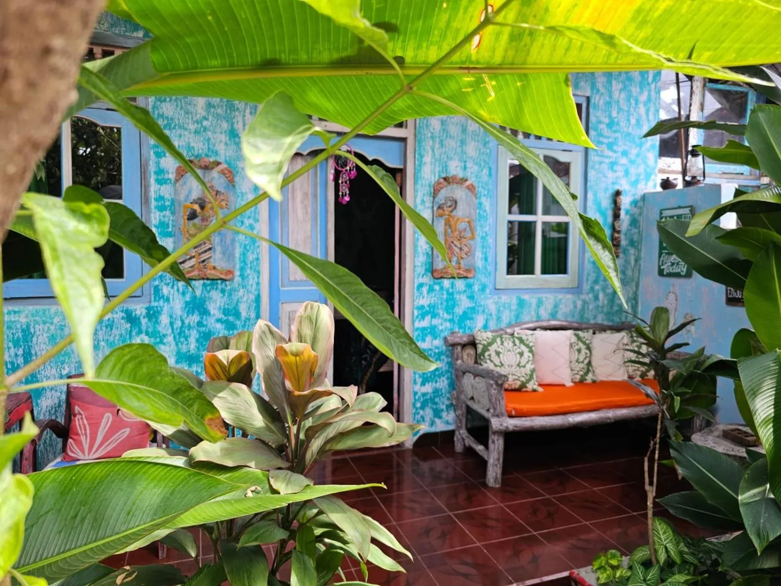 Garden in Lovina Loca