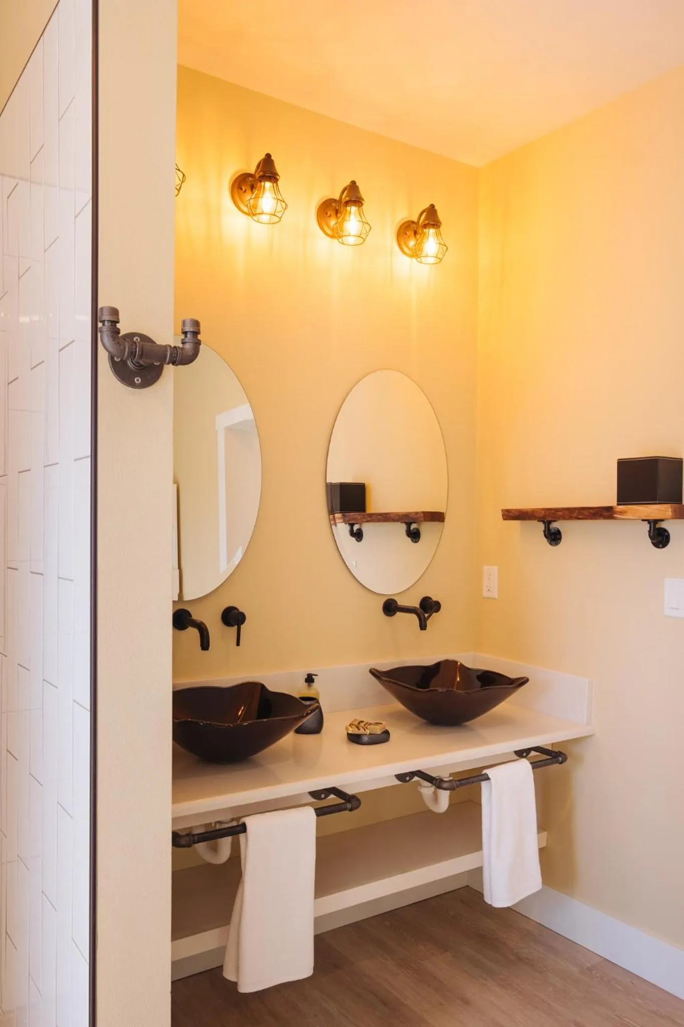 Bathroom in The Barn B&B Walla Walla
