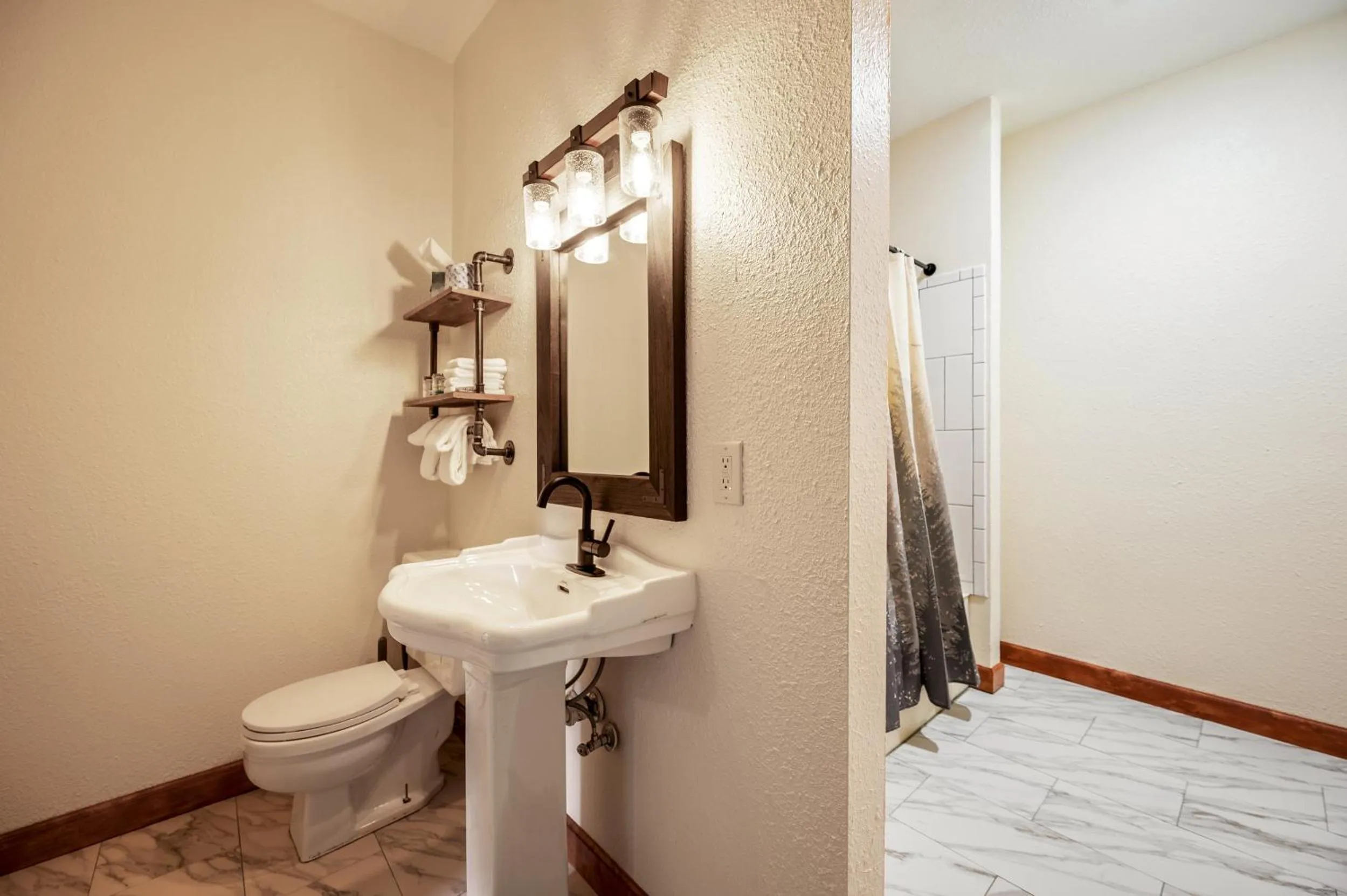 Bathroom in Hotel Leavenworth