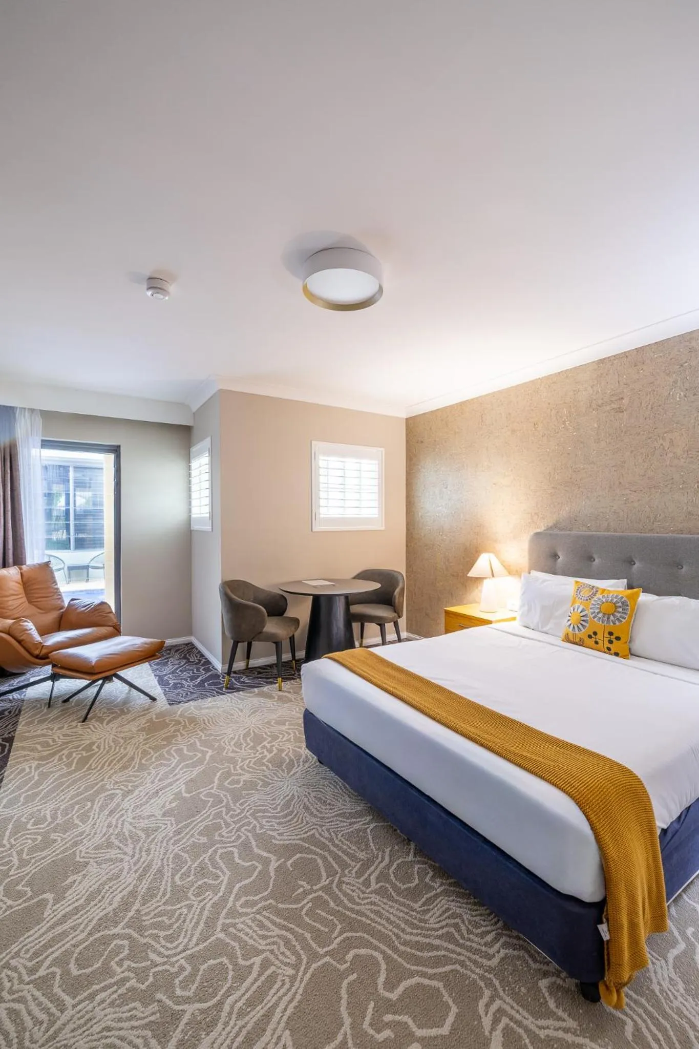 Photo of the whole room, Bed in Mandala Signature Berry