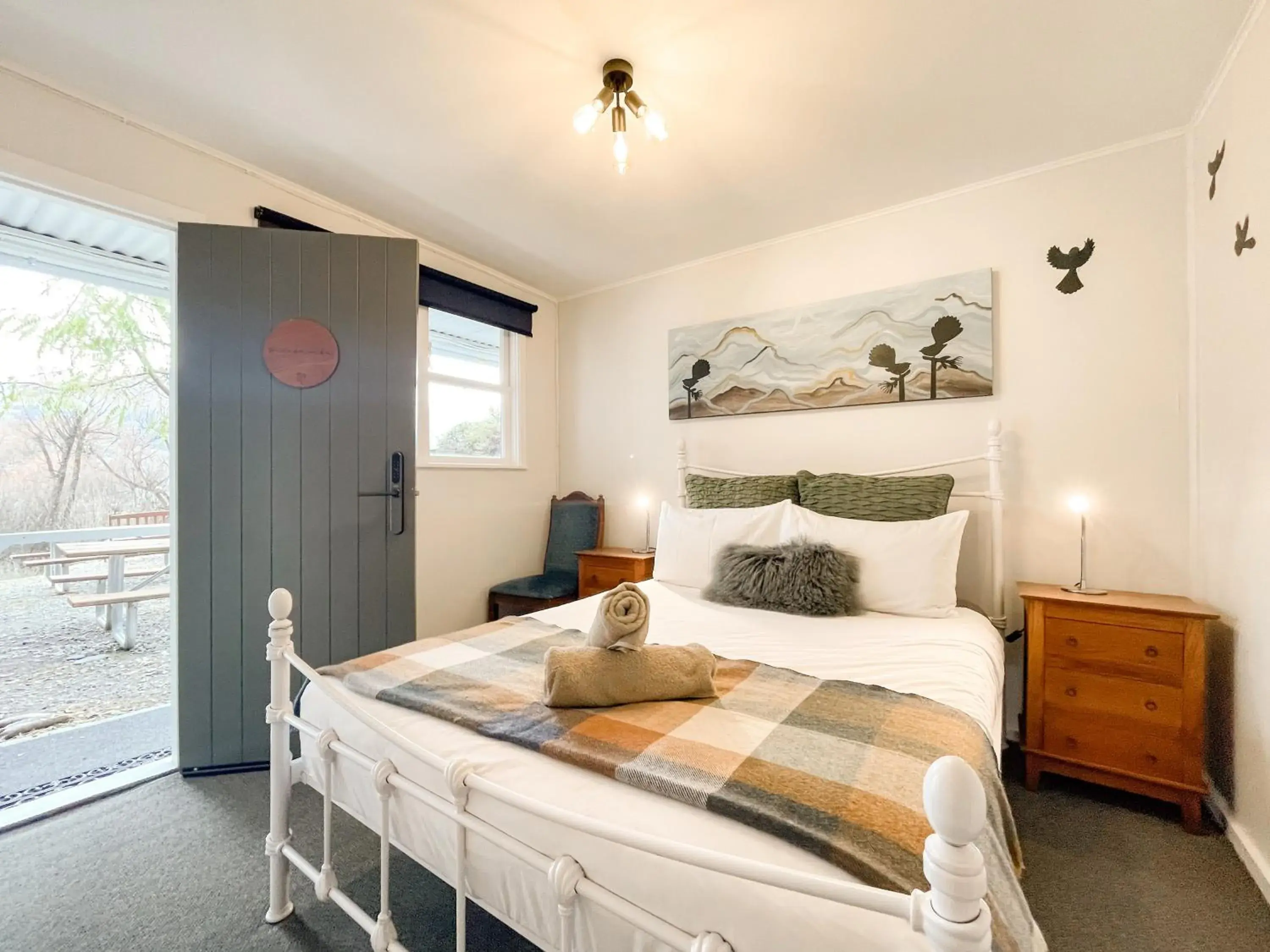 Budget Double Room in Kinloch Wilderness Retreat Budget Double Room in Kinloch Wilderness Retreat