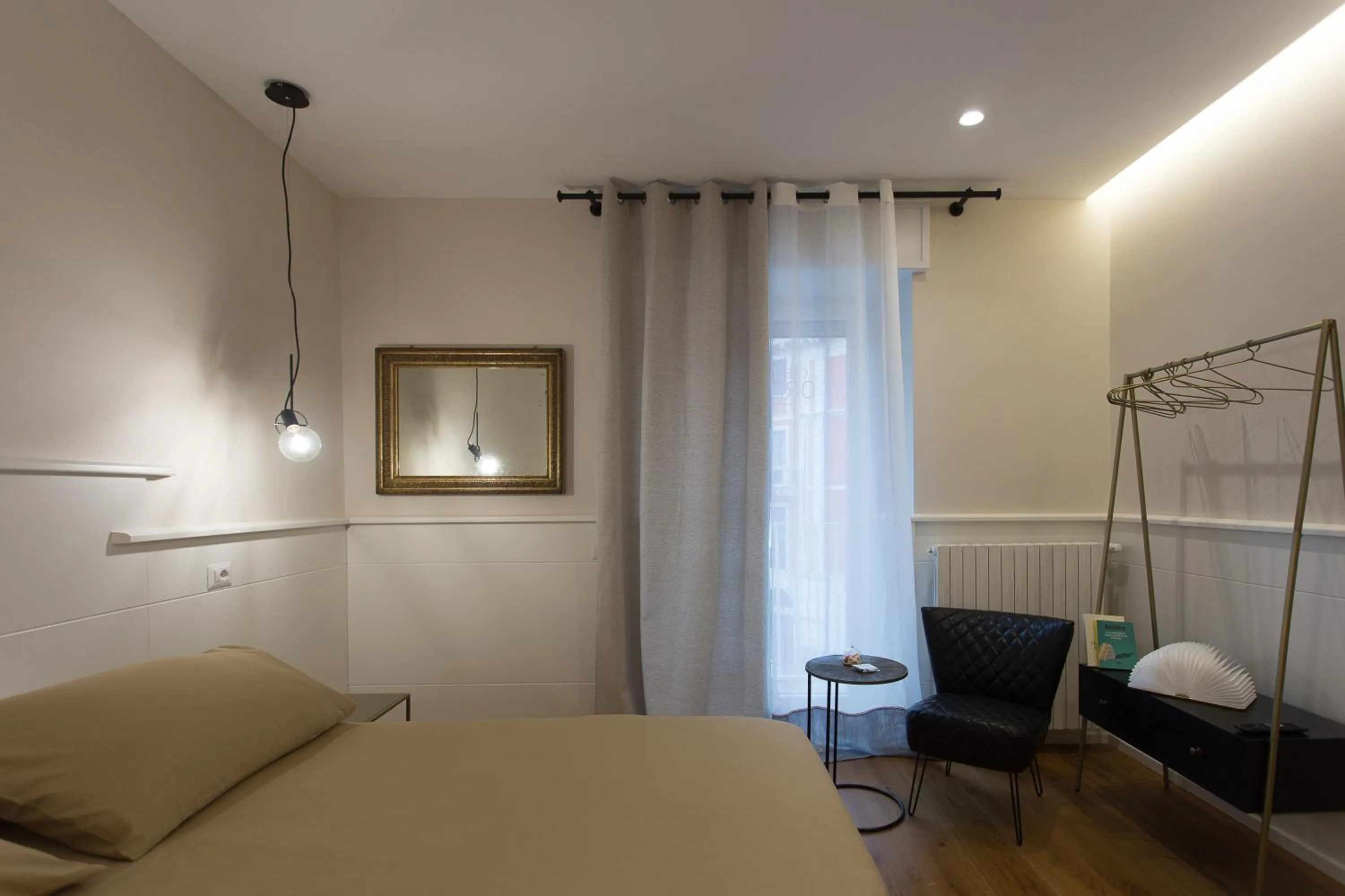 Photo of the whole room, Bed in Casa degli Orefici