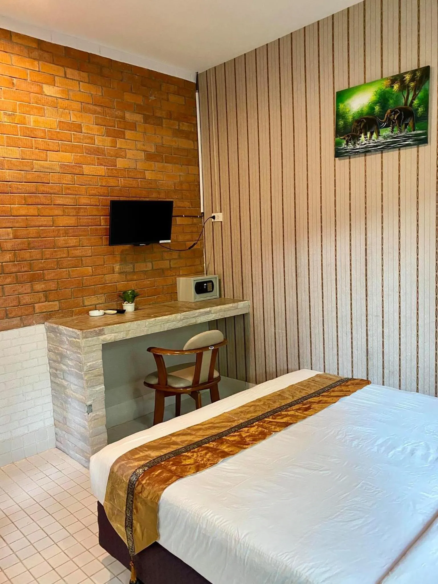 Bedroom, Bed in Canal Resort