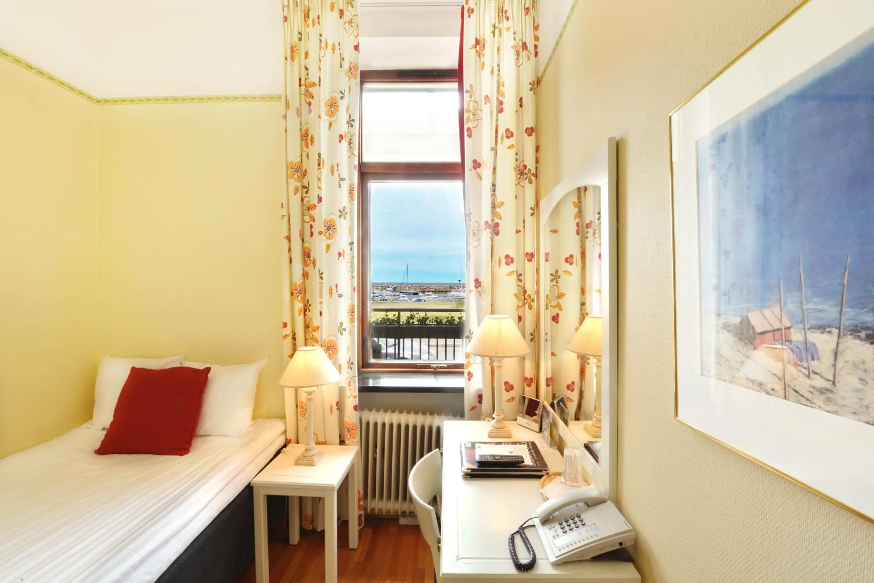 Bedroom in Hotel Svea, BW Signature Collection